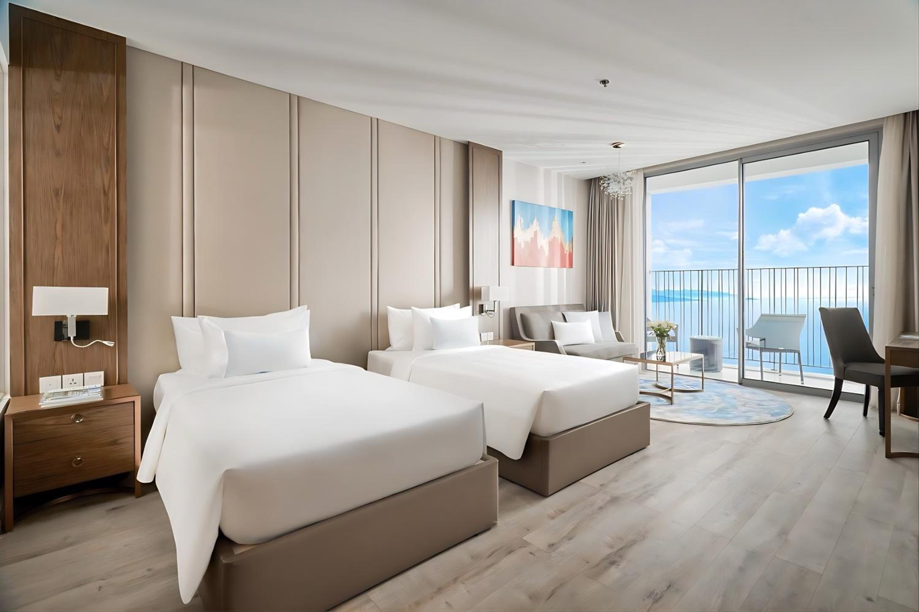 Panorama Beachfront Nha Trang by LYN Condotel