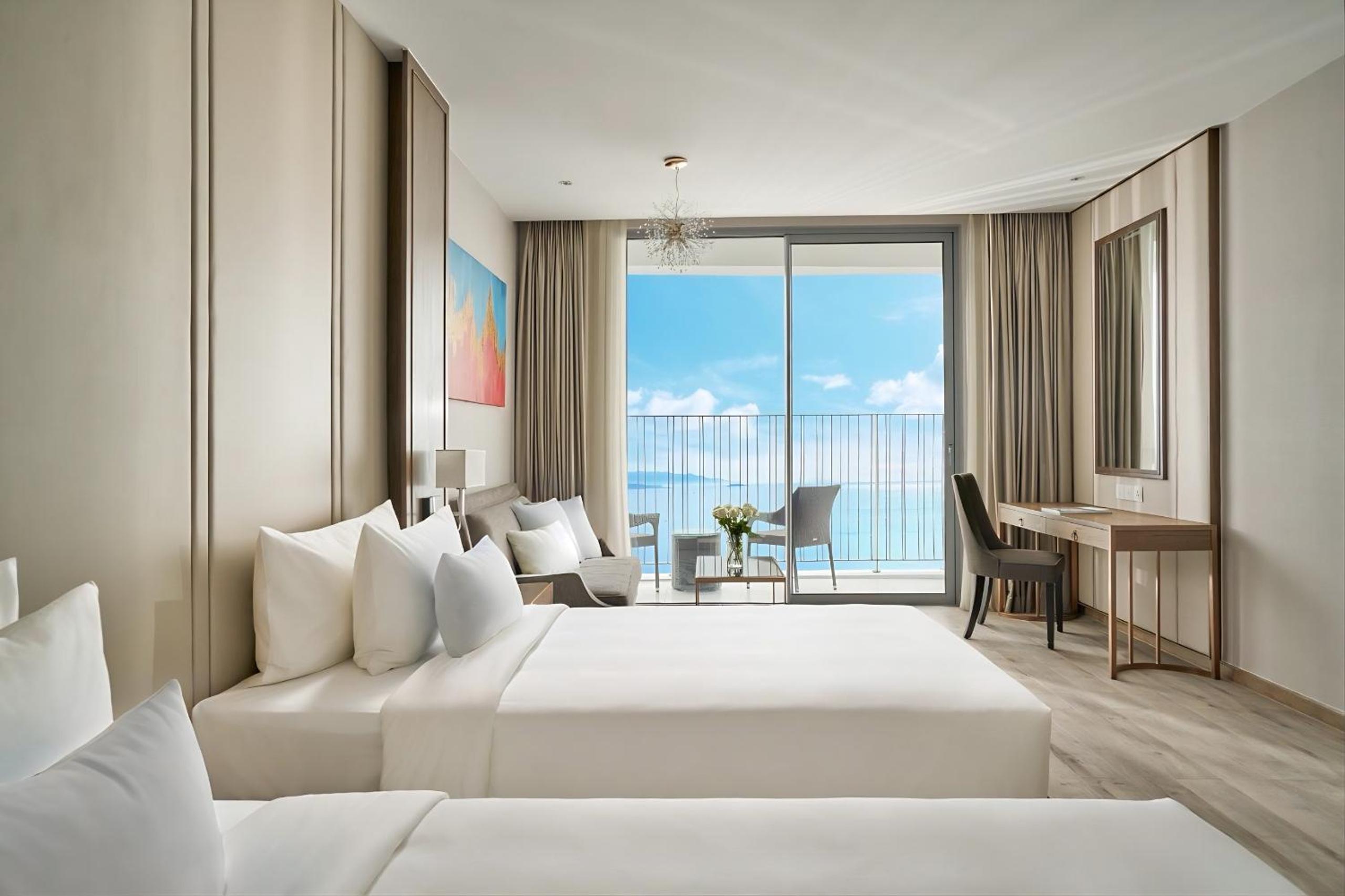 Panorama Beachfront Nha Trang by LYN Condotel
