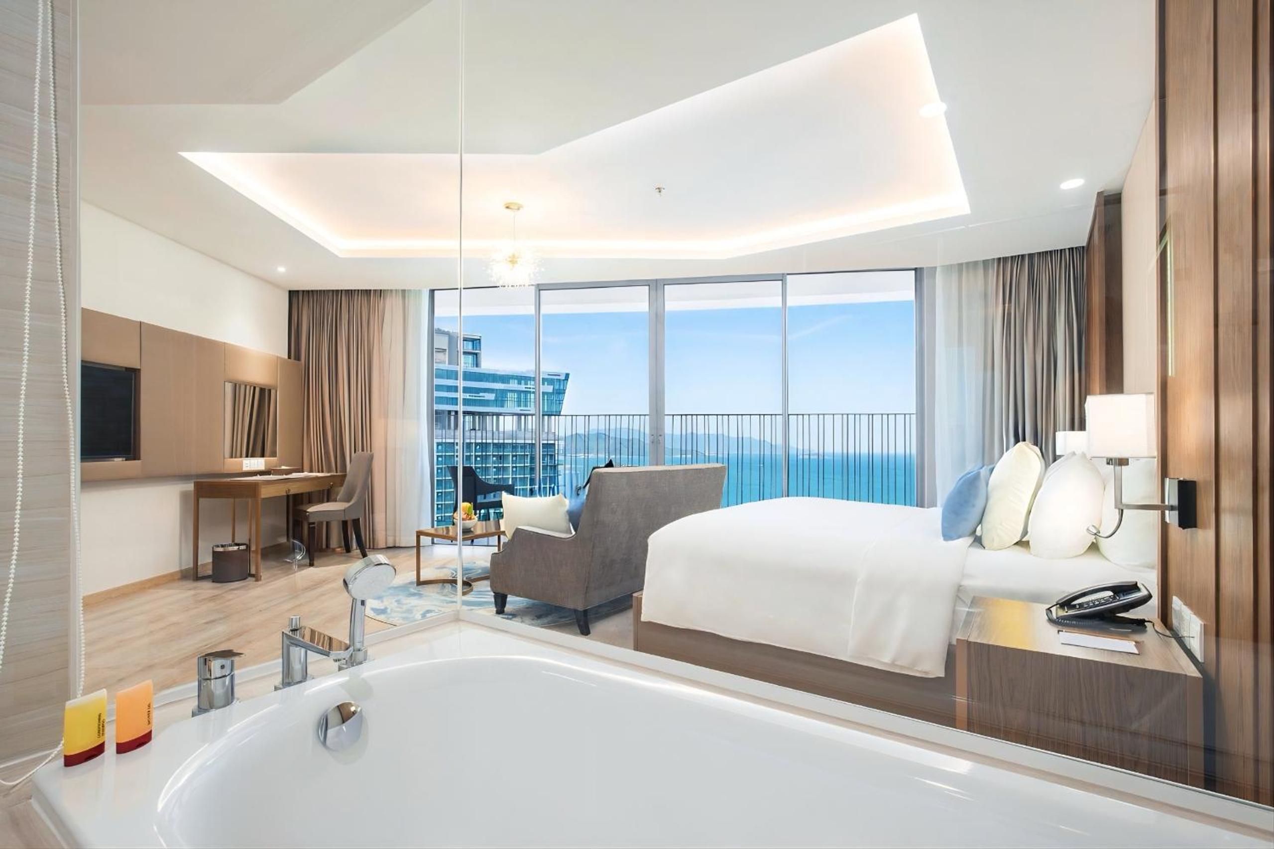 Panorama Beachfront Nha Trang by LYN Condotel