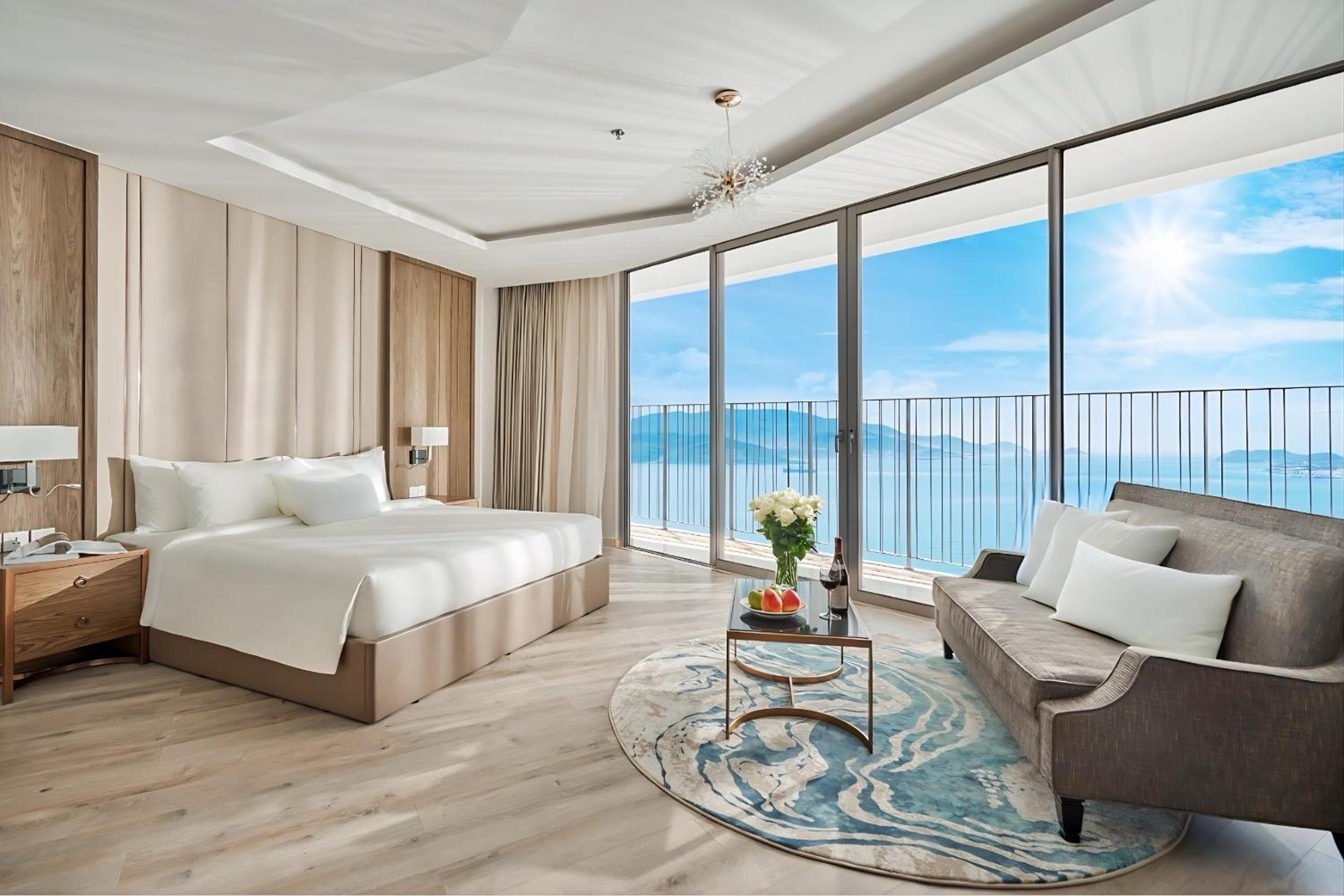 Panorama Beachfront Nha Trang by LYN Condotel