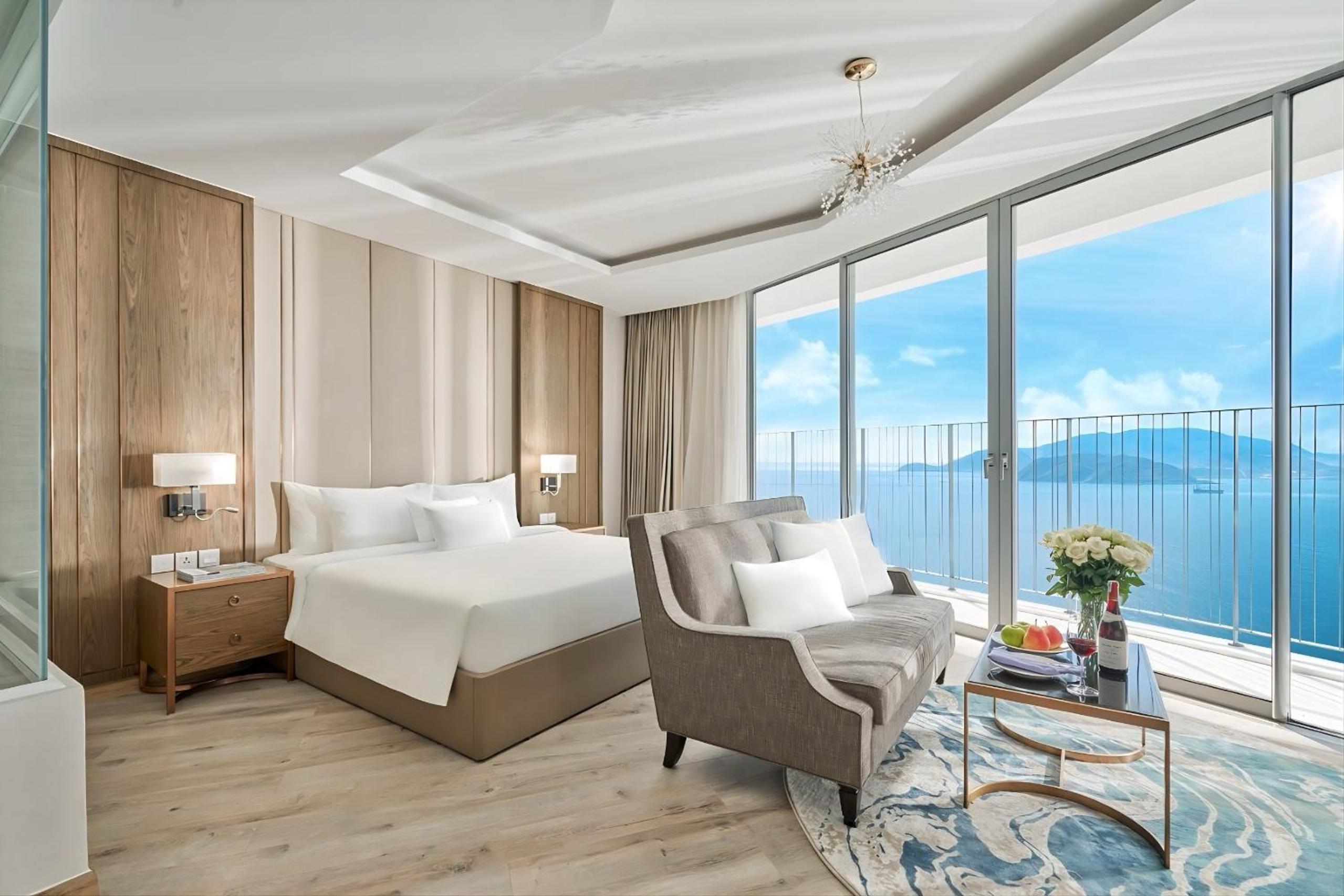 Panorama Beachfront Nha Trang by LYN Condotel