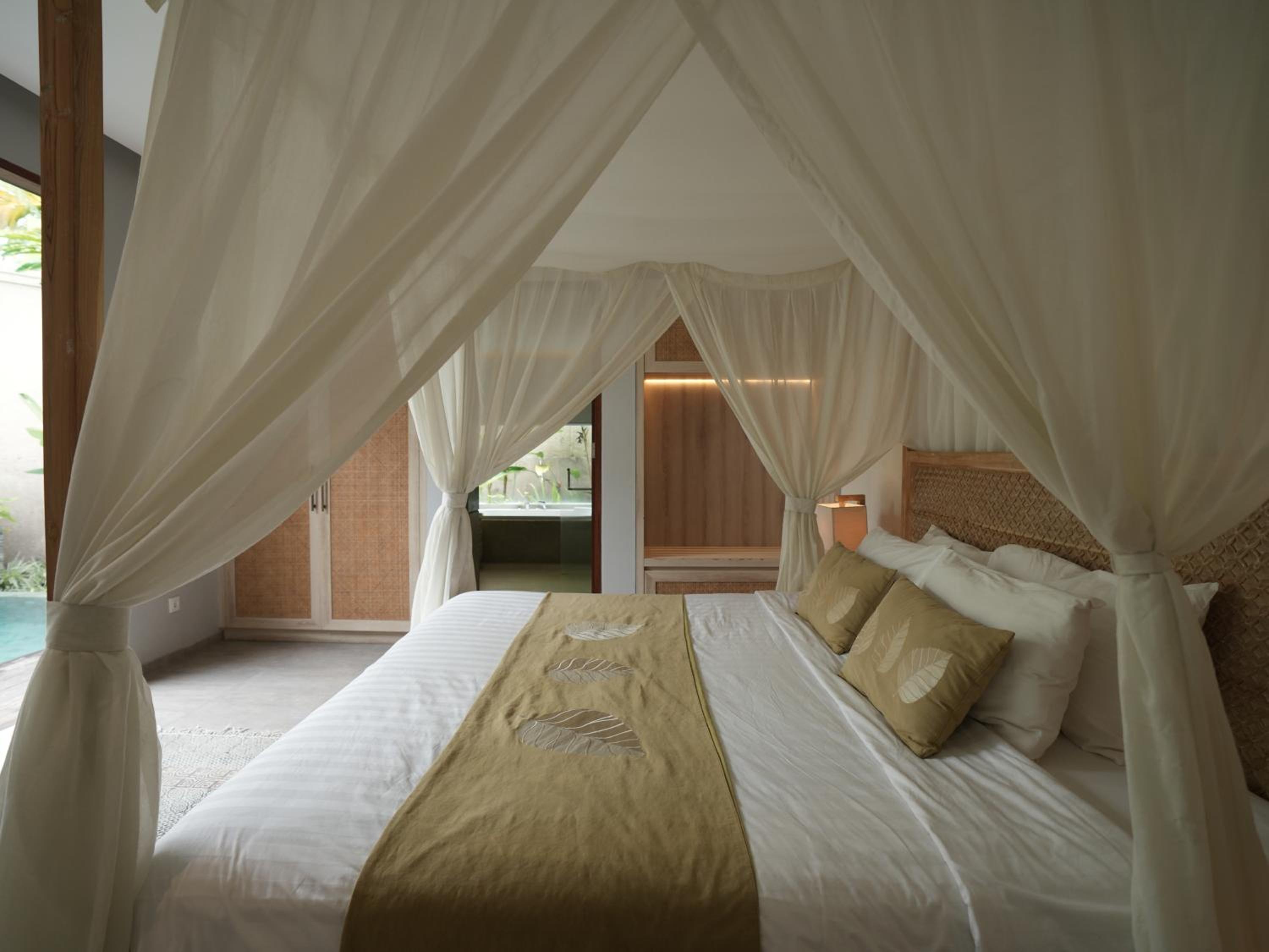 Daun Lebar Villas