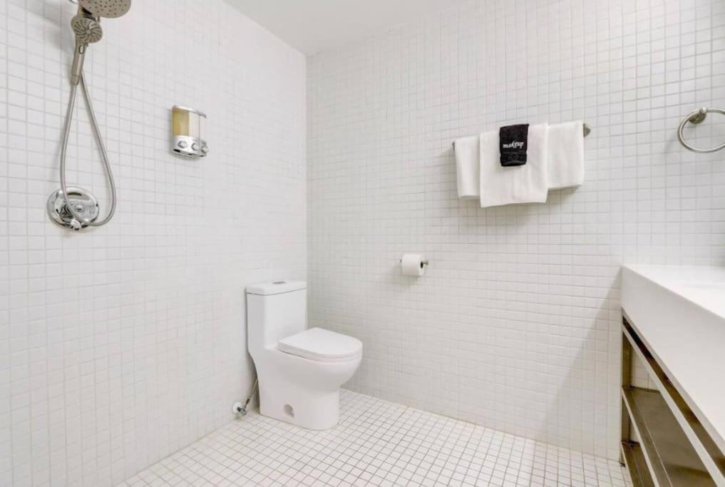 KCM Mikros Smart Apartments 2 view 3