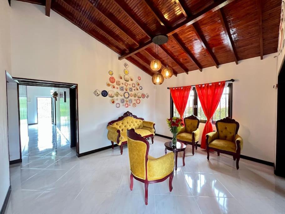 Acogedora casa de campo con excelente ubicación