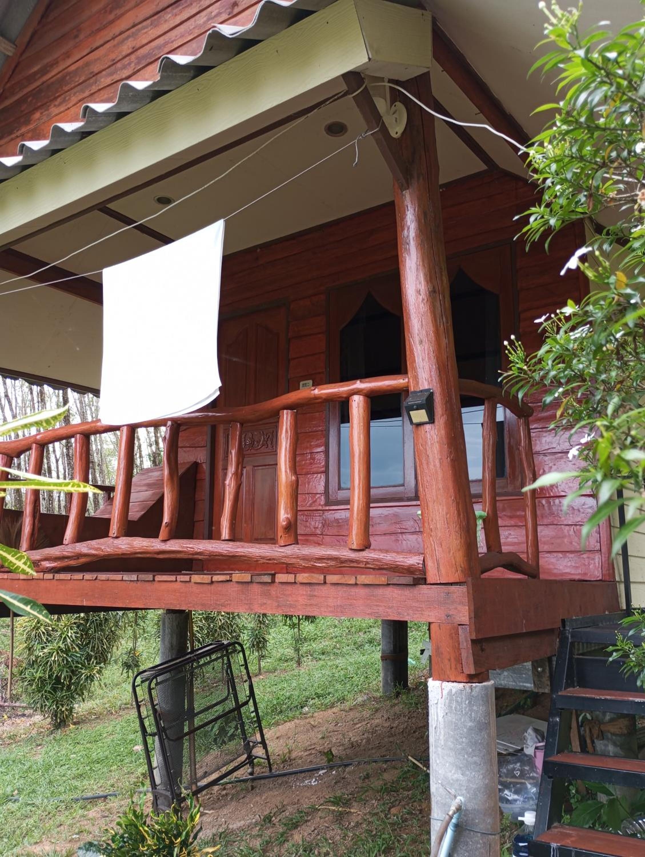 Mookanda bungalow view 5