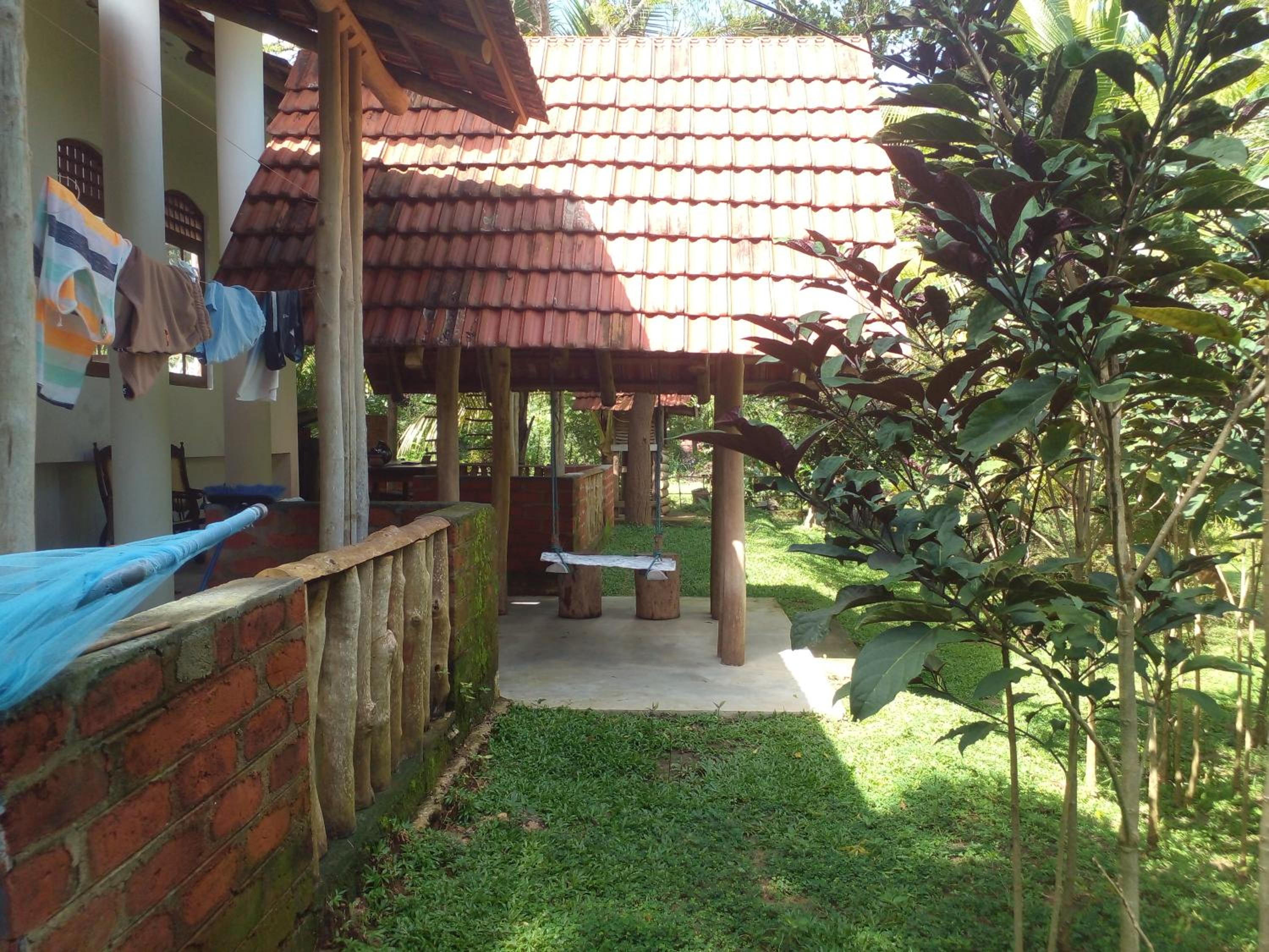 Photo 12