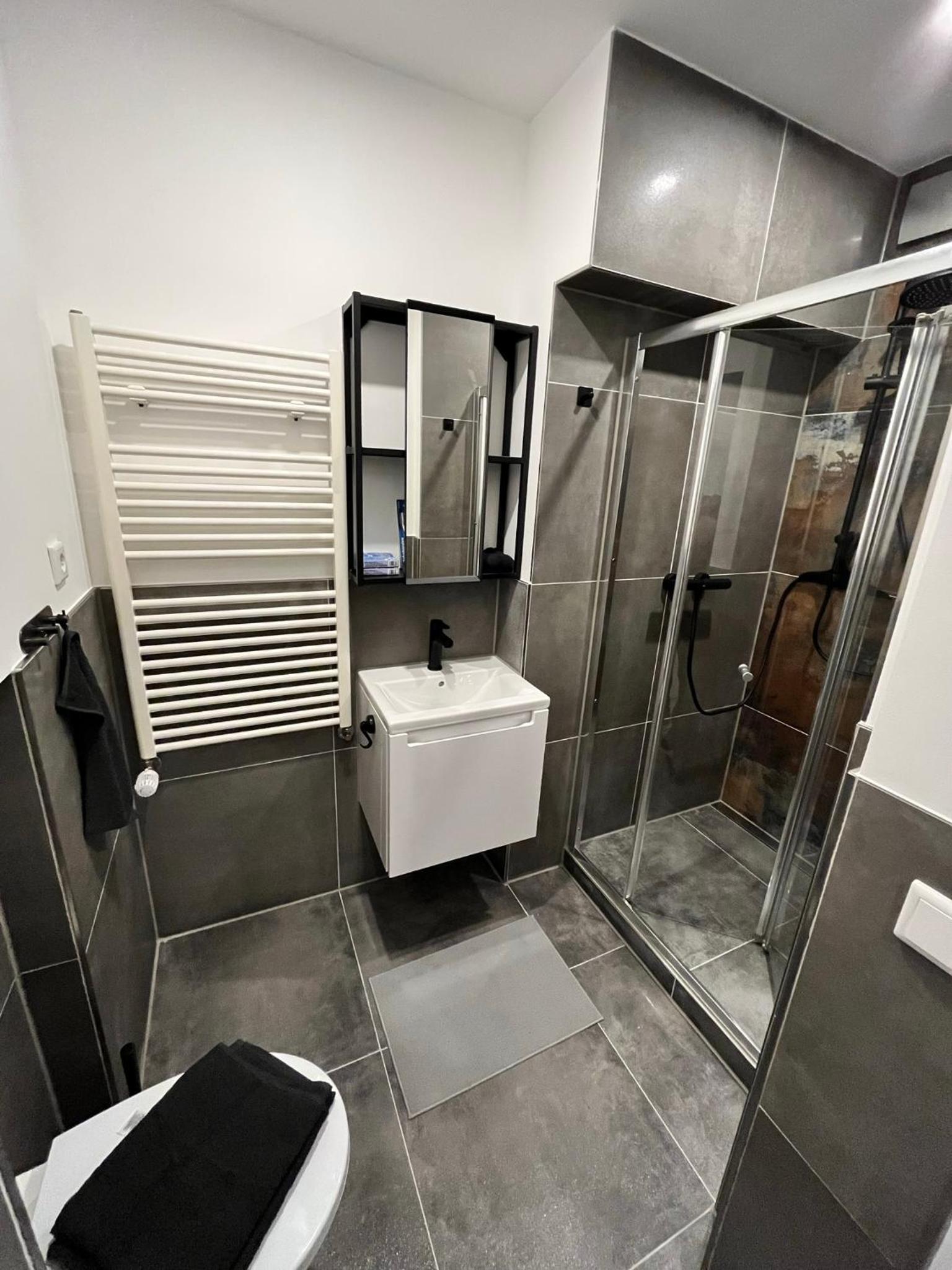 Dilmac Apartments