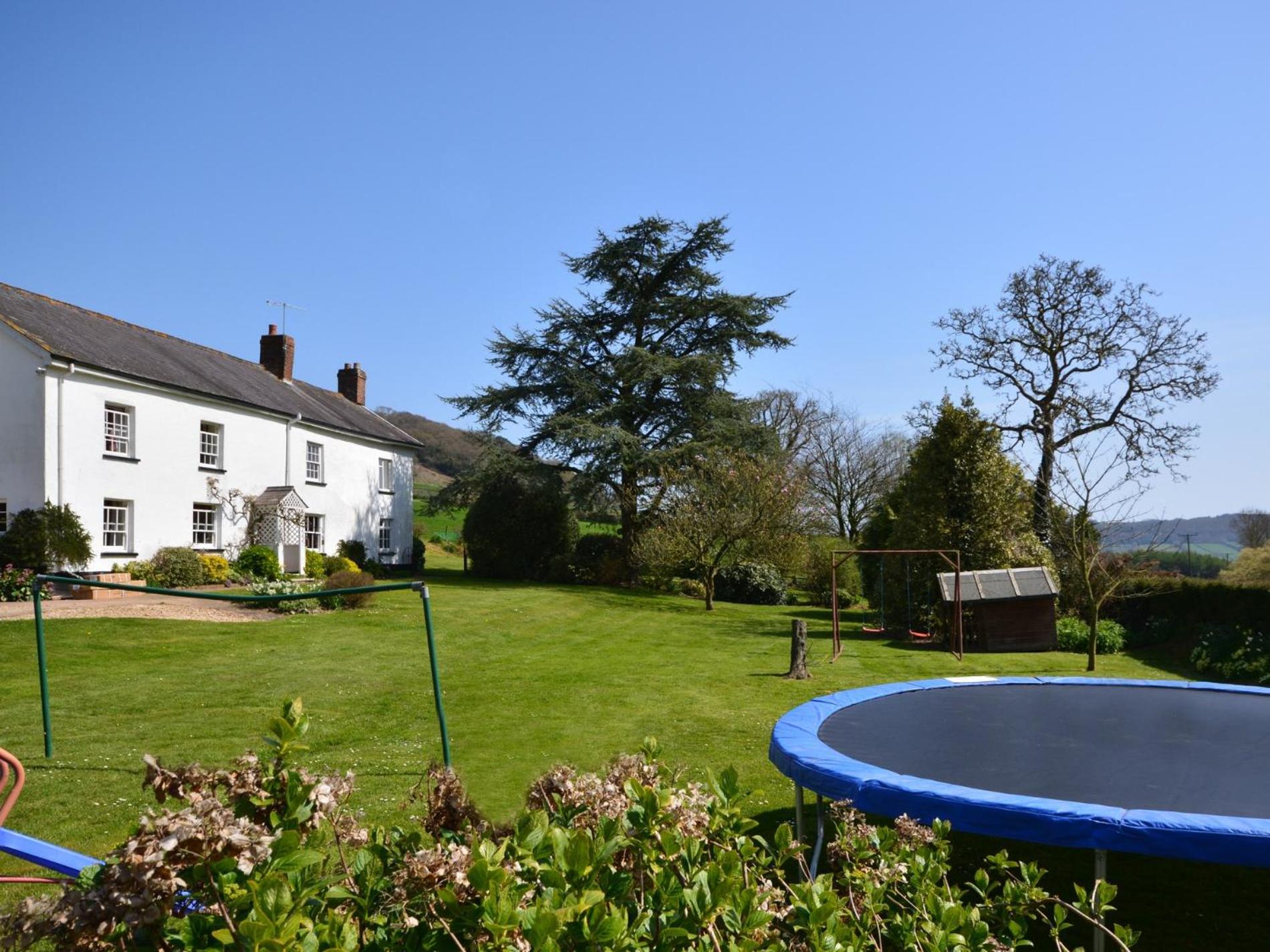 2 Bed in Sidmouth oc-bursc view 3