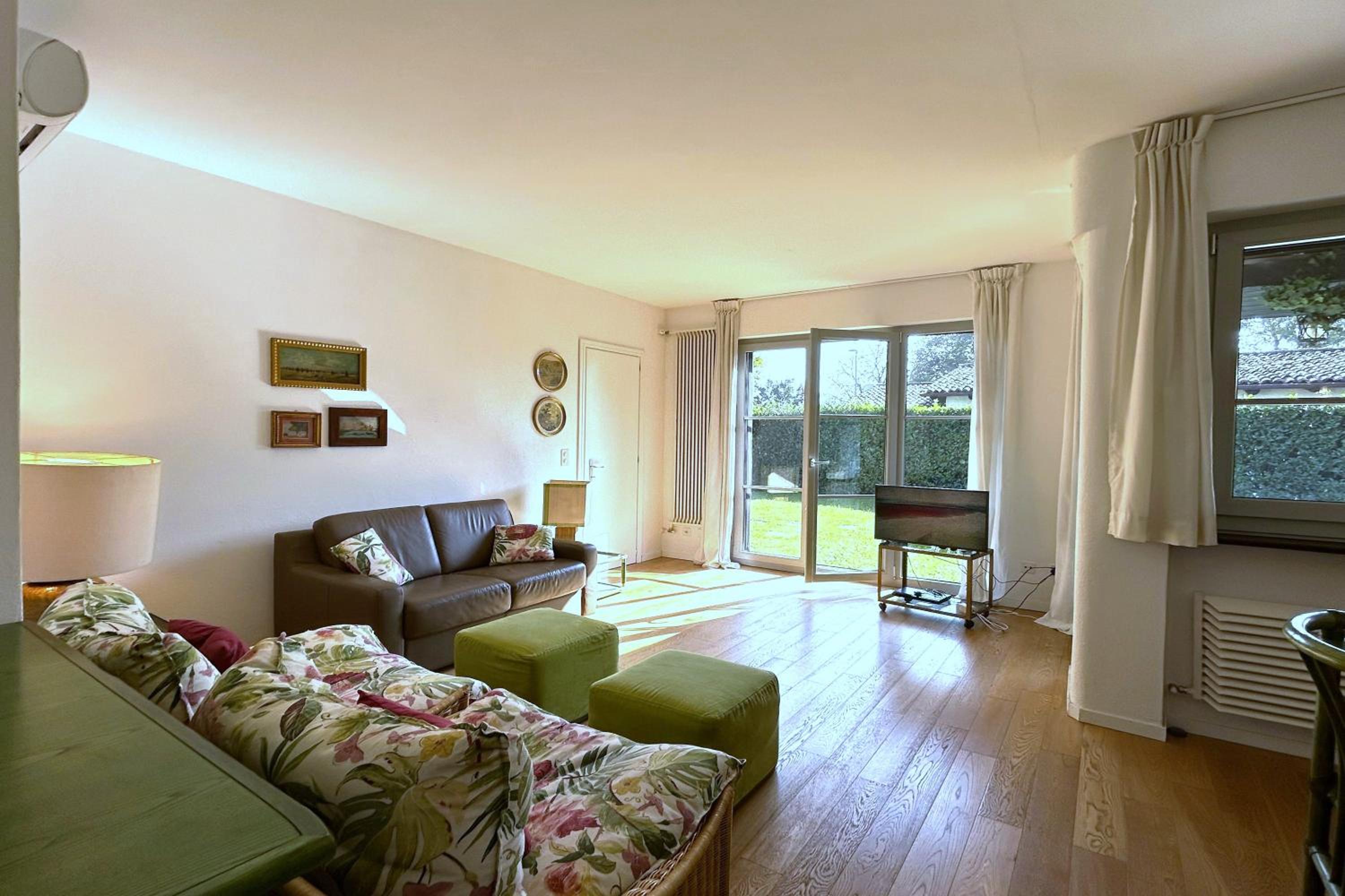 Charming Pool Villa - Happy Rentals