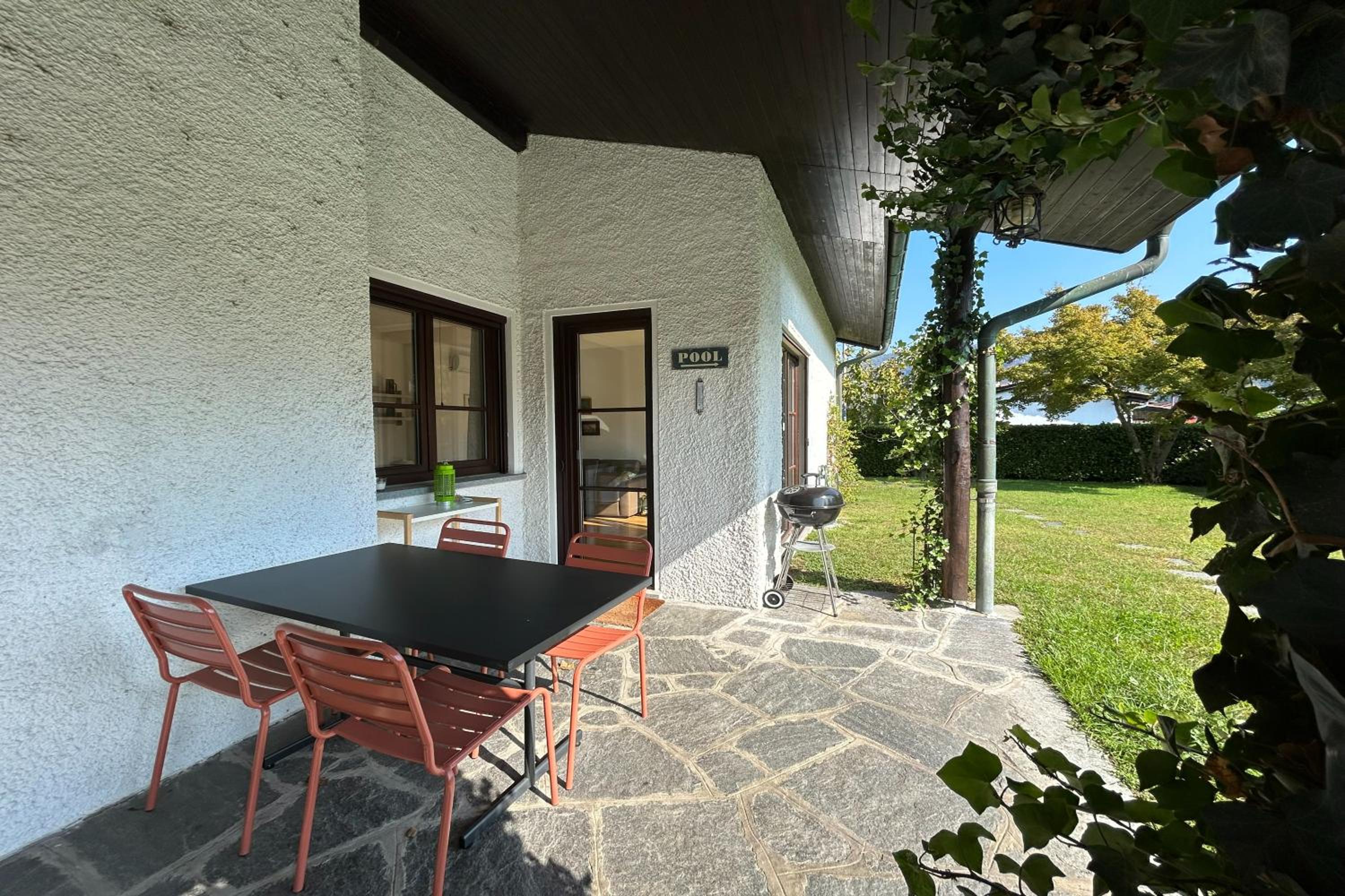 Charming Pool Villa - Happy Rentals