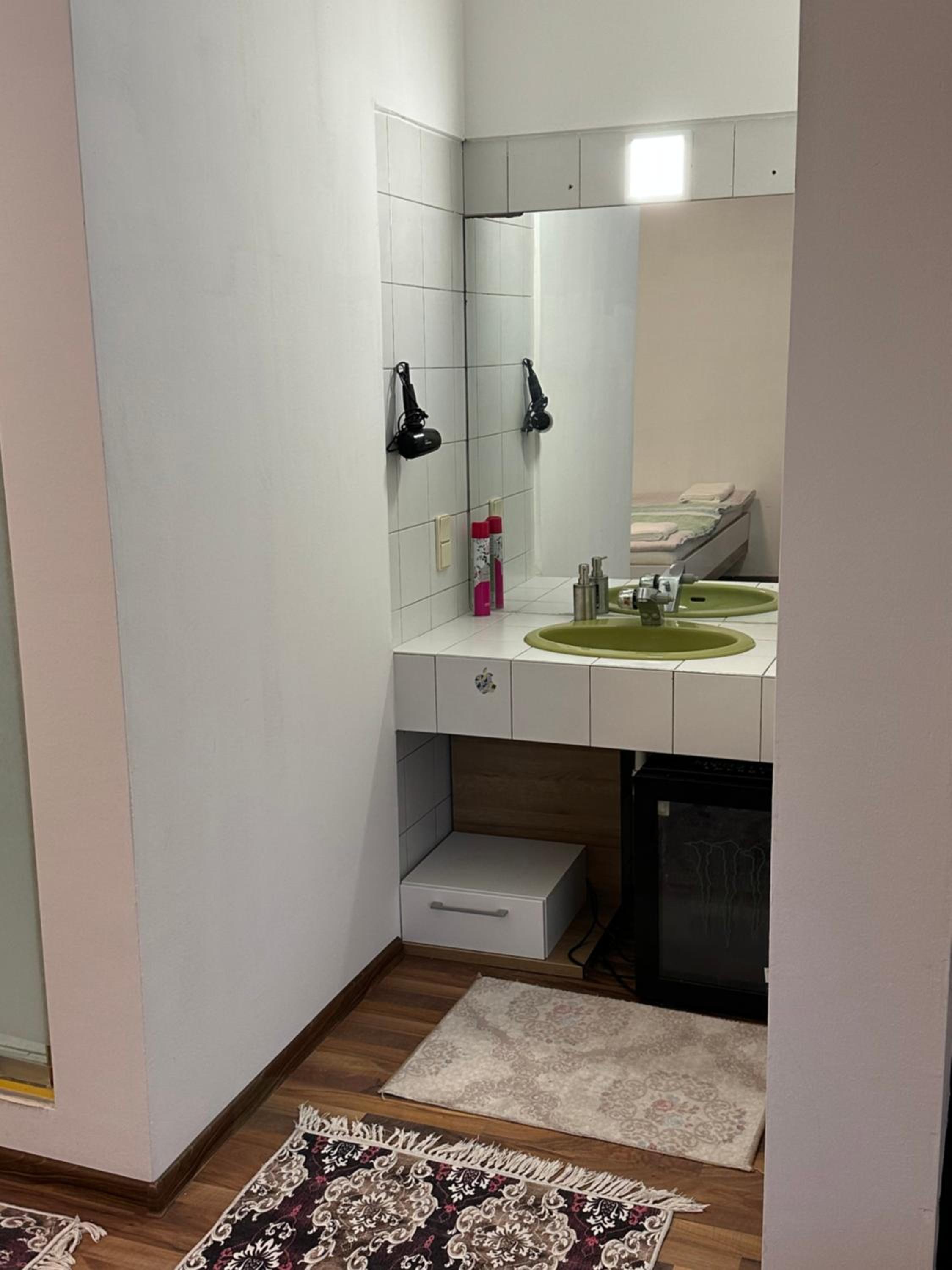 Privat zimmer ERONN VEİTSCH