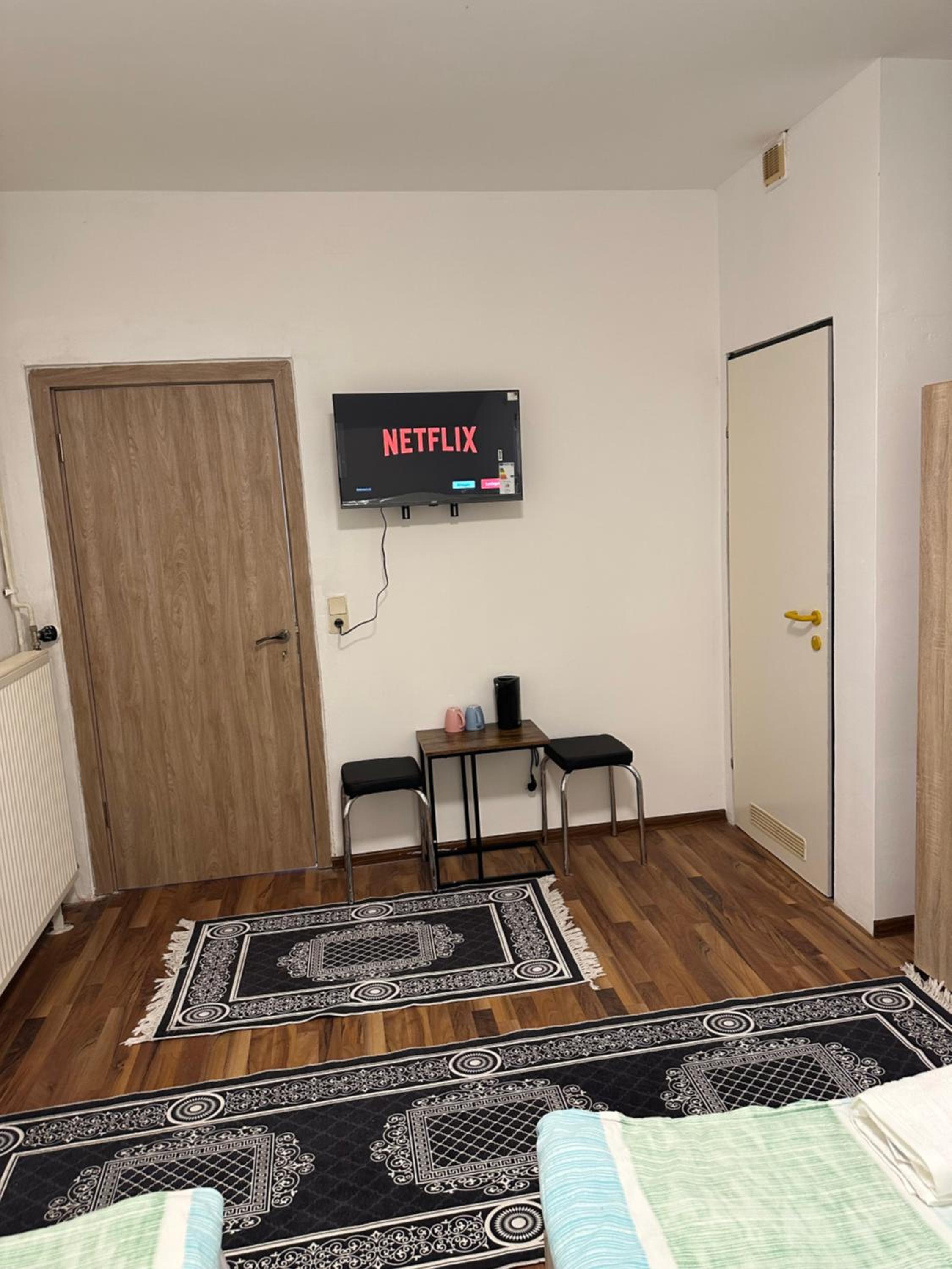 Privat zimmer ERONN VEİTSCH