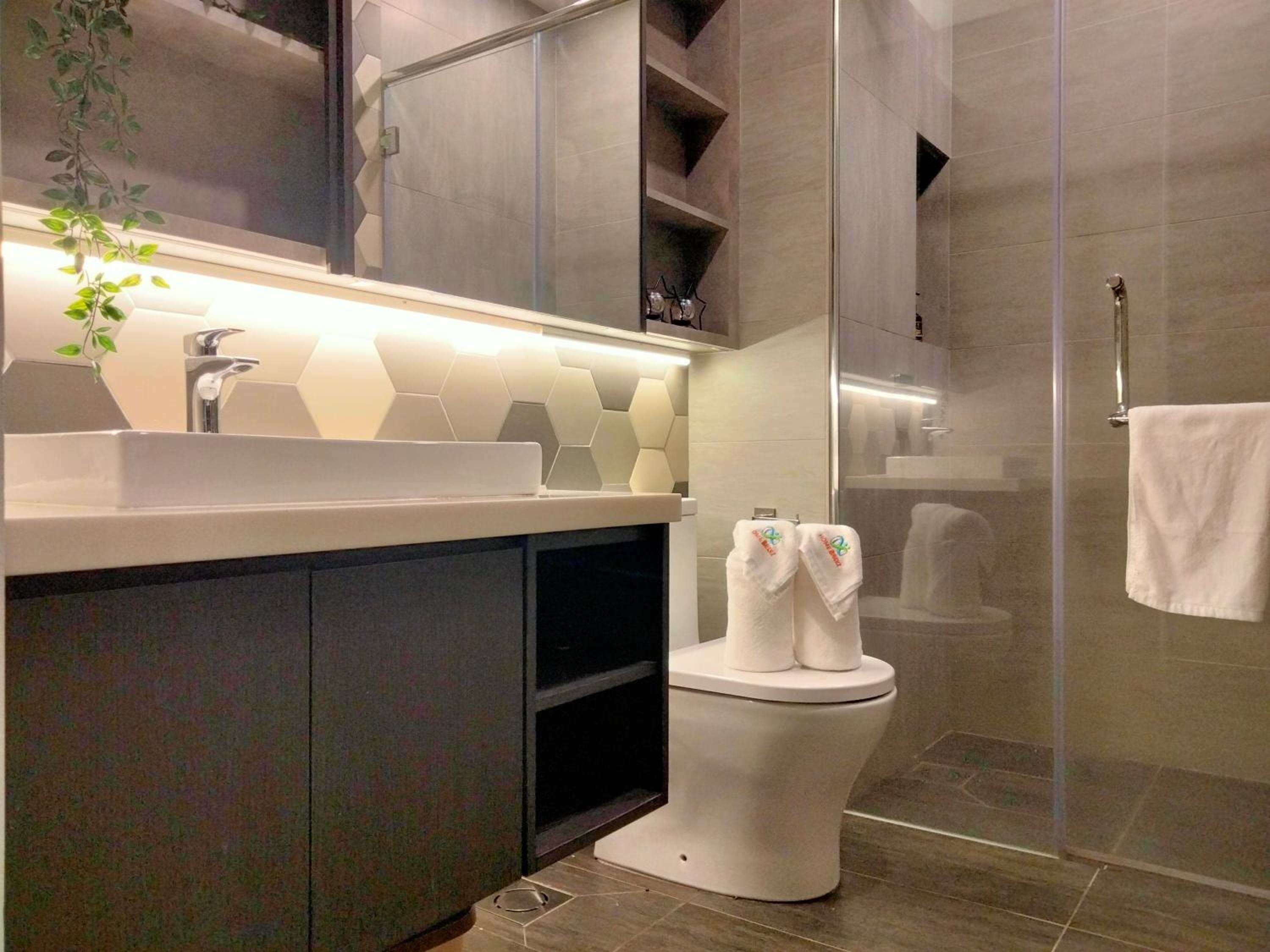 Ceylonz Suites Bukit Bintang I HomeBrickz