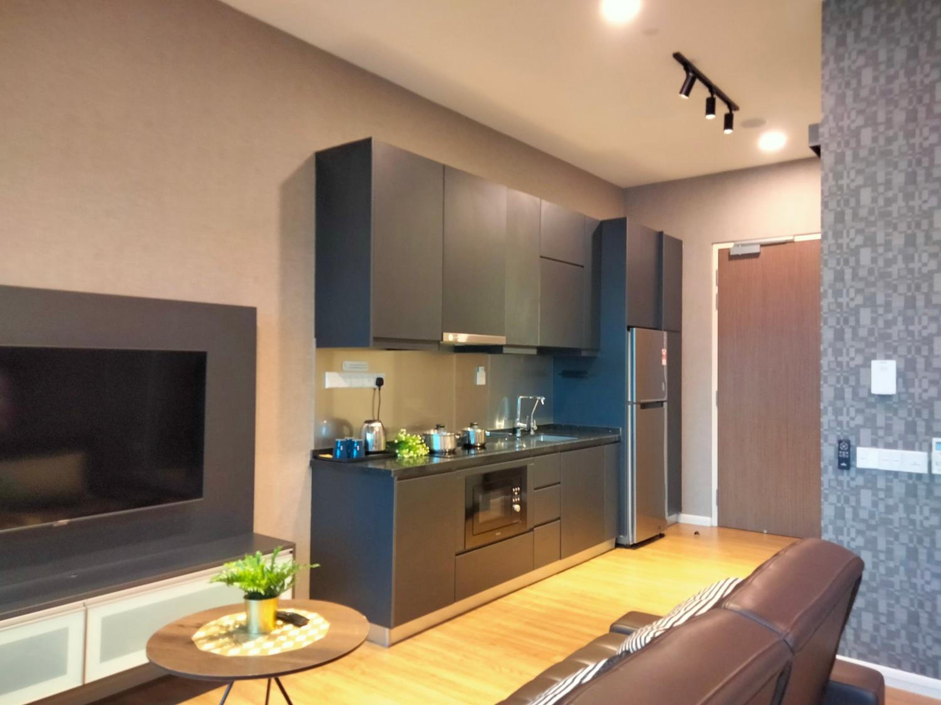 Ceylonz Suites Bukit Bintang I HomeBrickz
