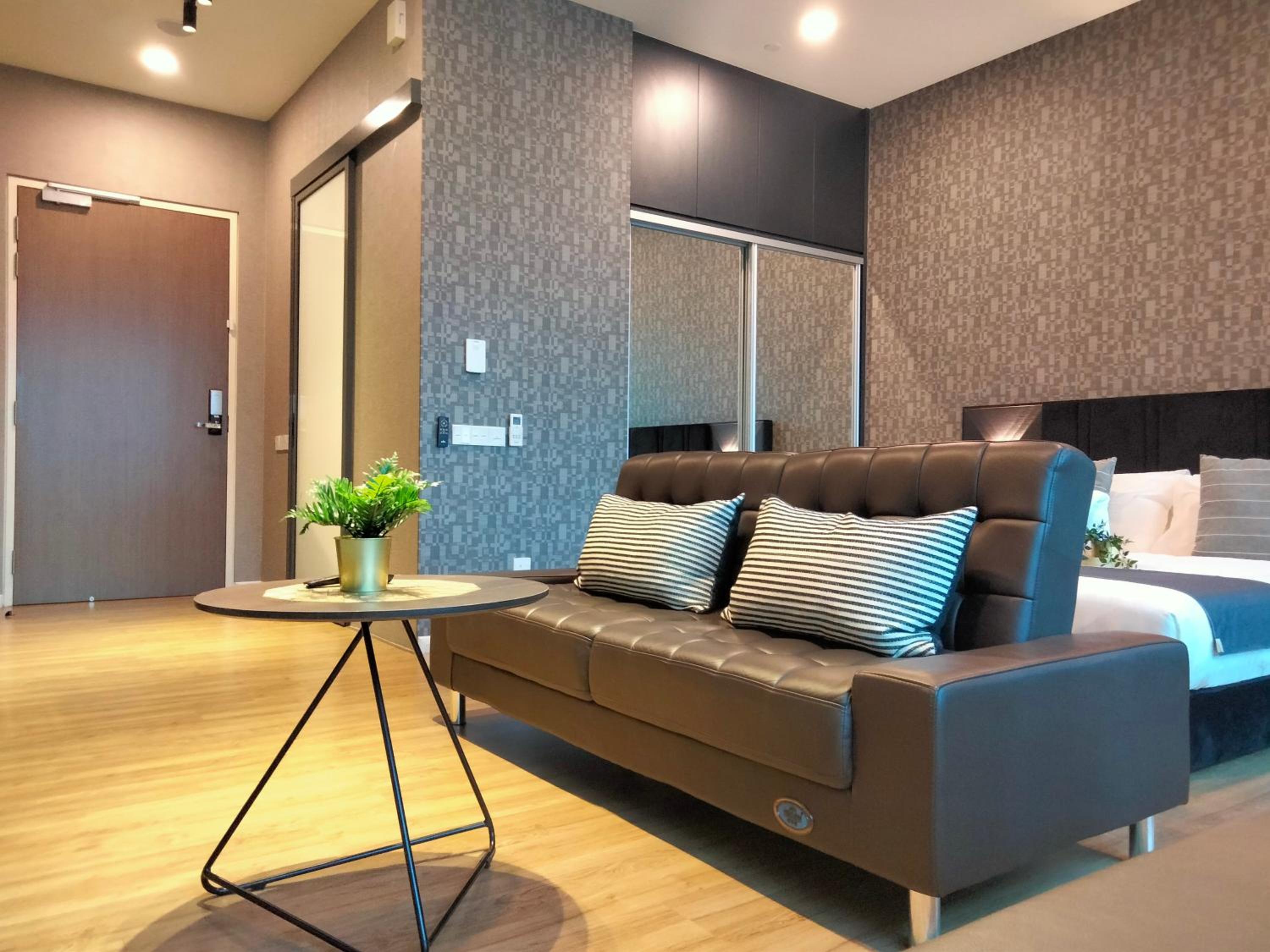 Ceylonz Suites Bukit Bintang I HomeBrickz