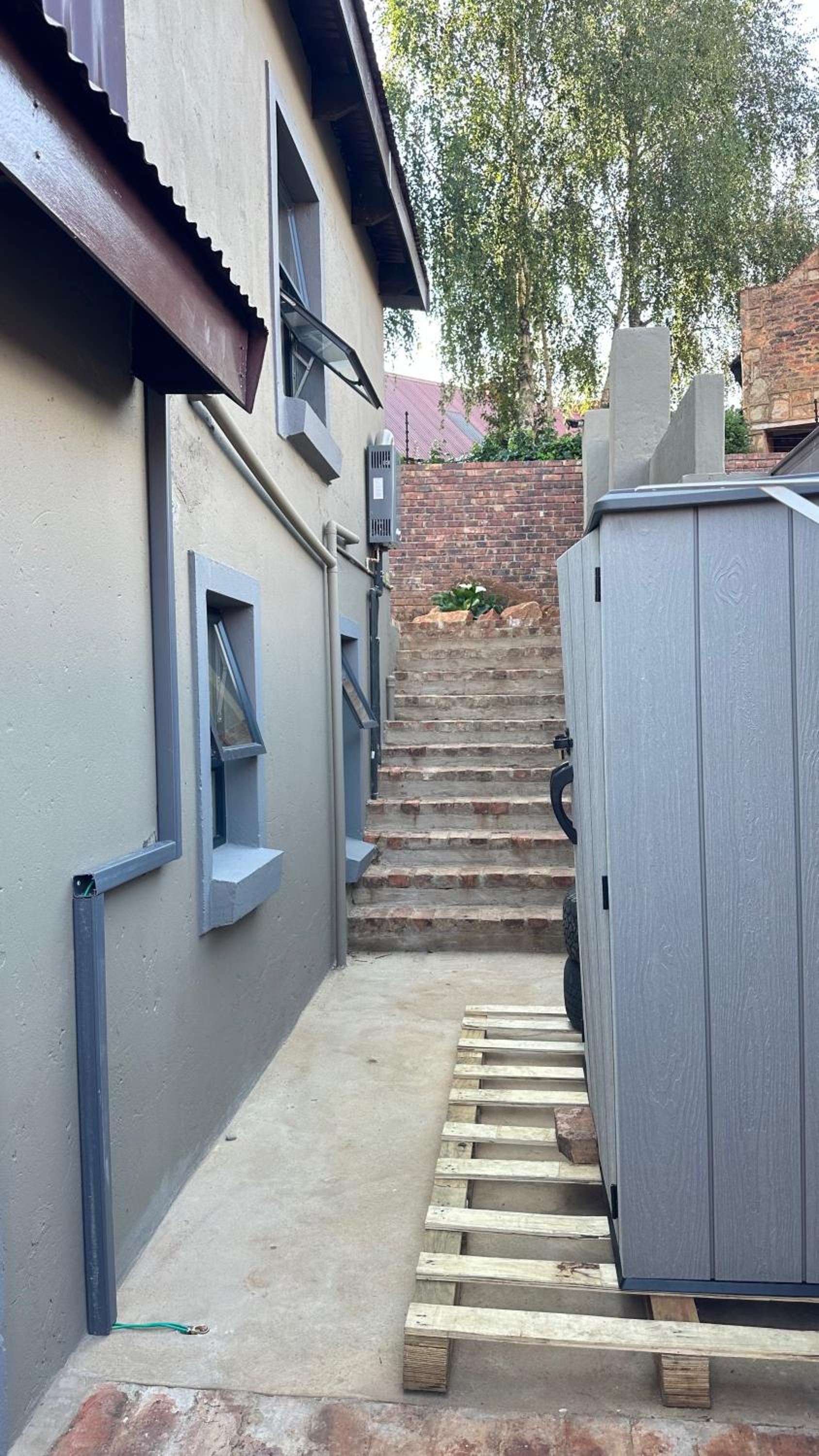 Dullstroom Self Catering Blue Crane Estate 66