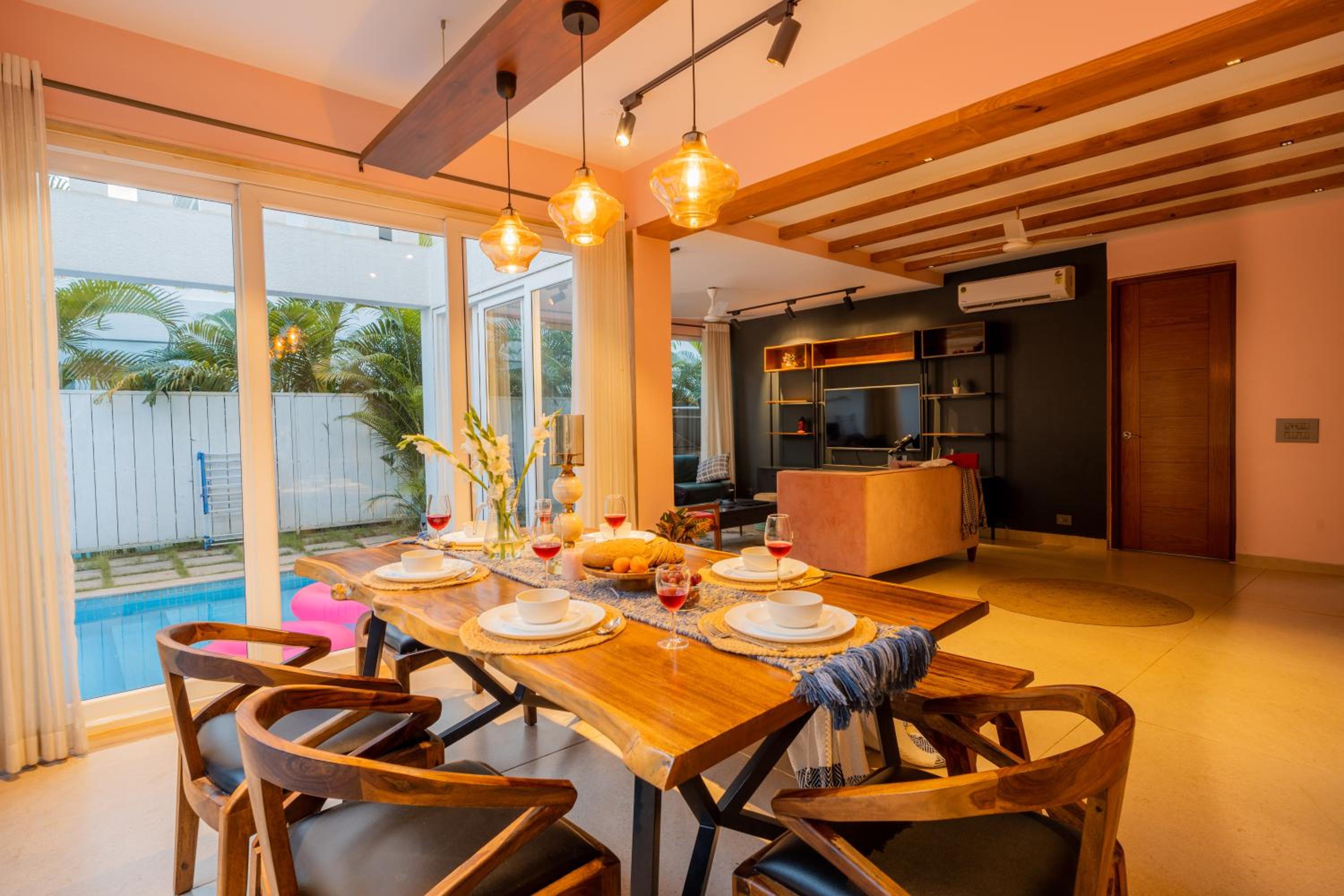 ELIVAAS 3 BHK with Pvt Pool & Caretaker - Miro view 5