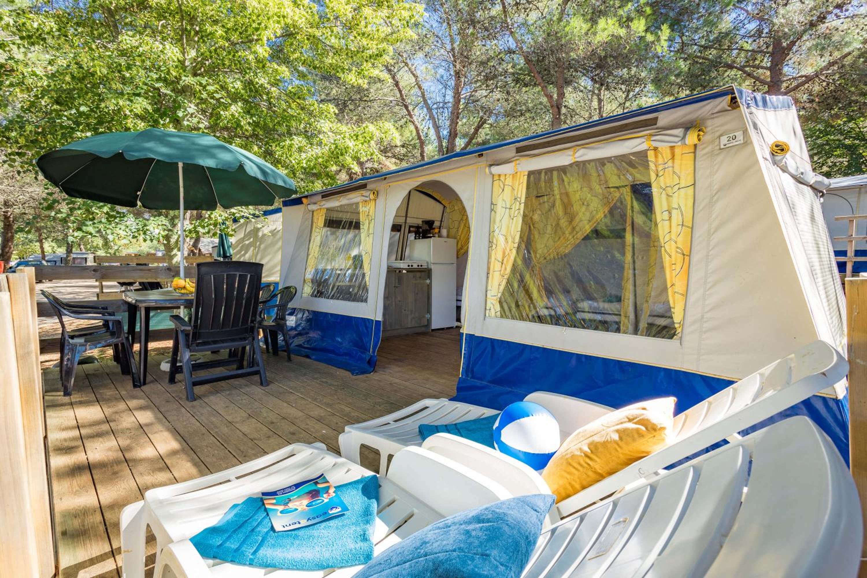 Easyatent Camping Stella Maris view 3