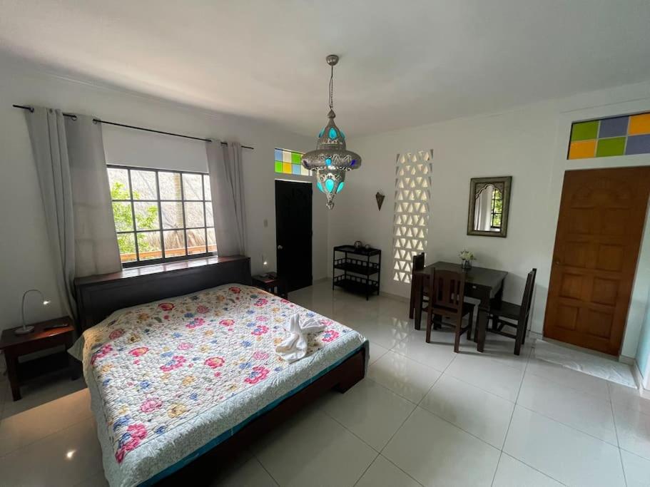 Palmhill Villa