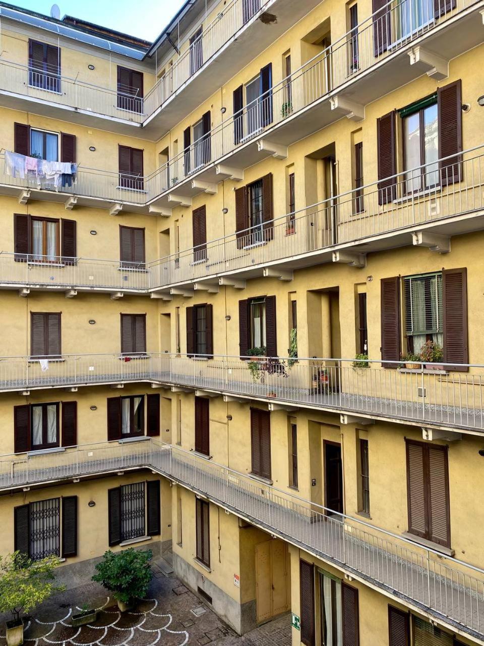 Ringhiera House Tertulliano - Quiet Family Apartment near Fondazione Prada with Free Parking