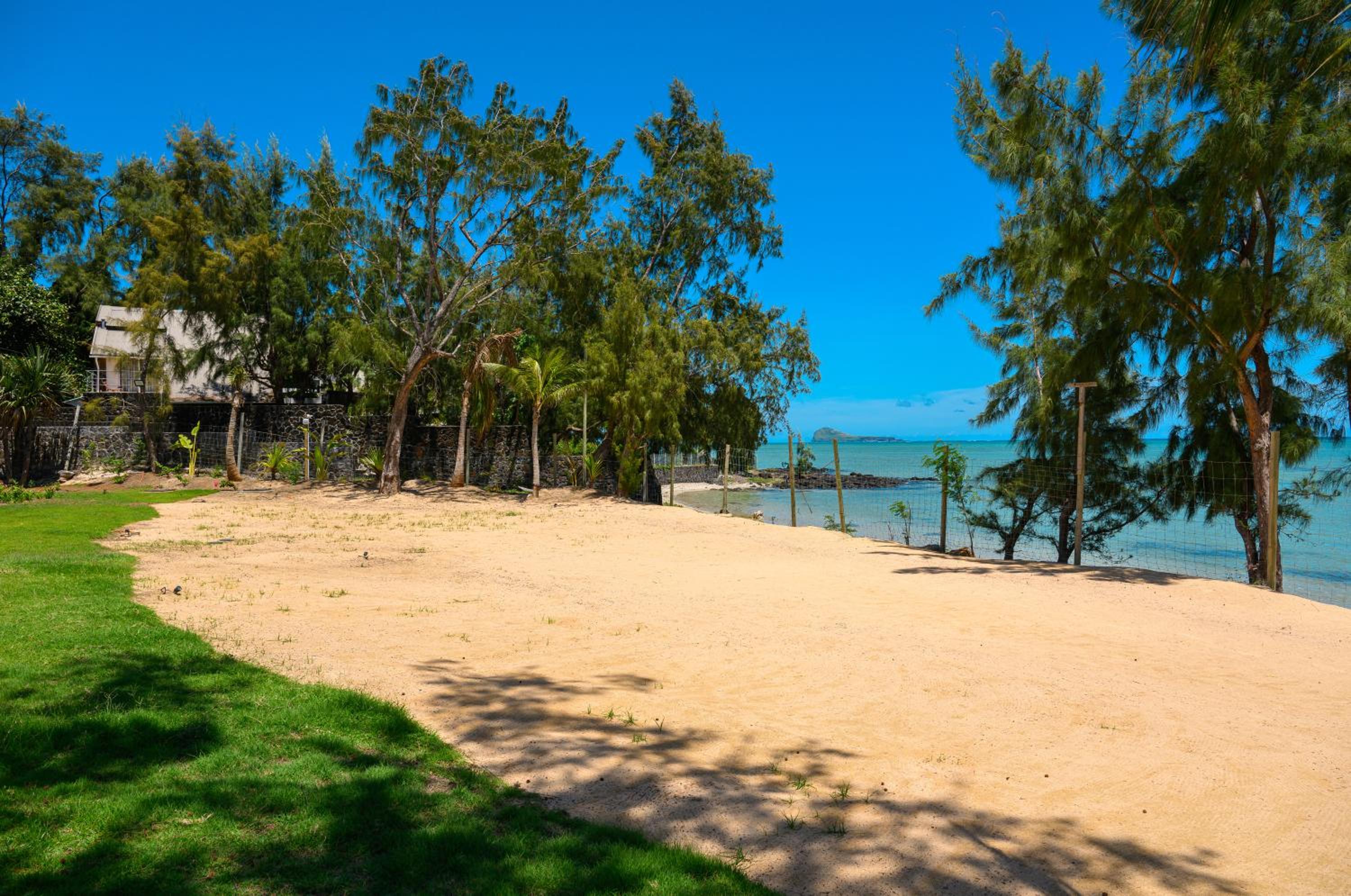 Ocean Grand Gaube by LOV Mauritius