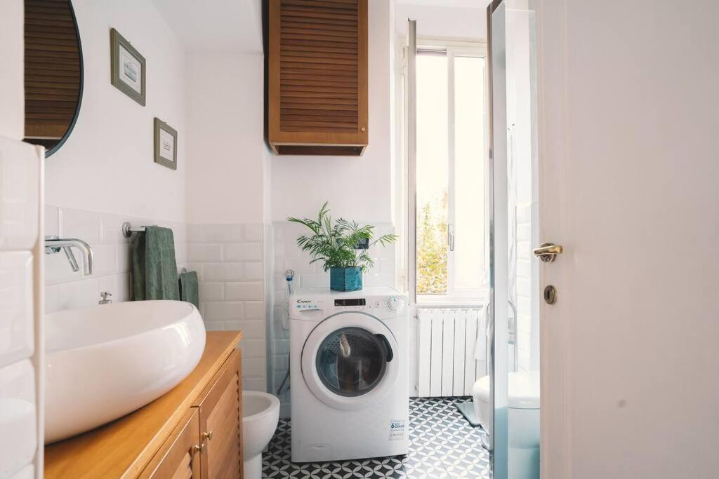 Vaticano/Trastevere Floreal Suite