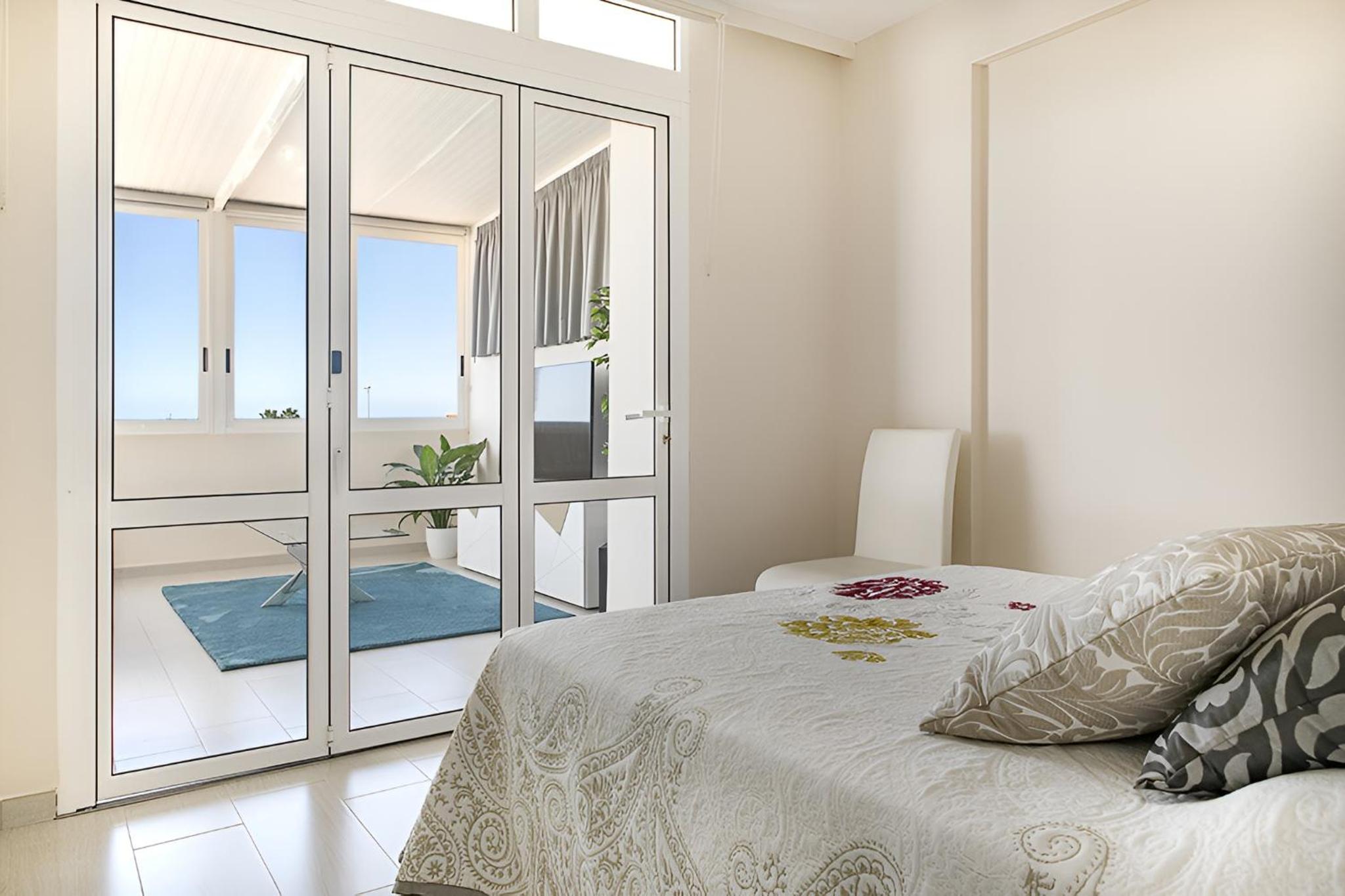 MAGNIFICENT FLAT with SPLENDID OCEAN VIEWS