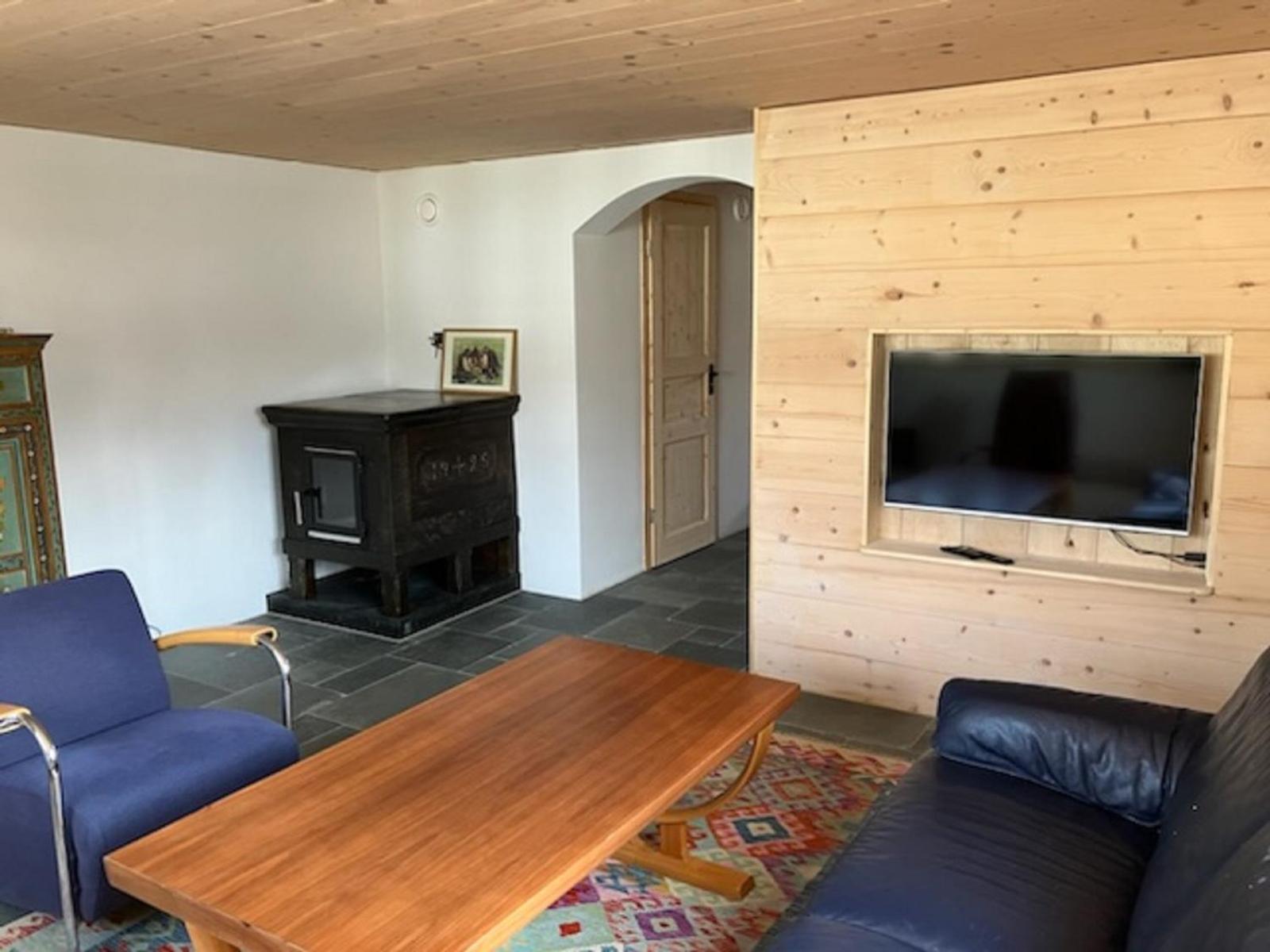 Casa Vanellus / Vignogn / Val Lumnezia / near Laax