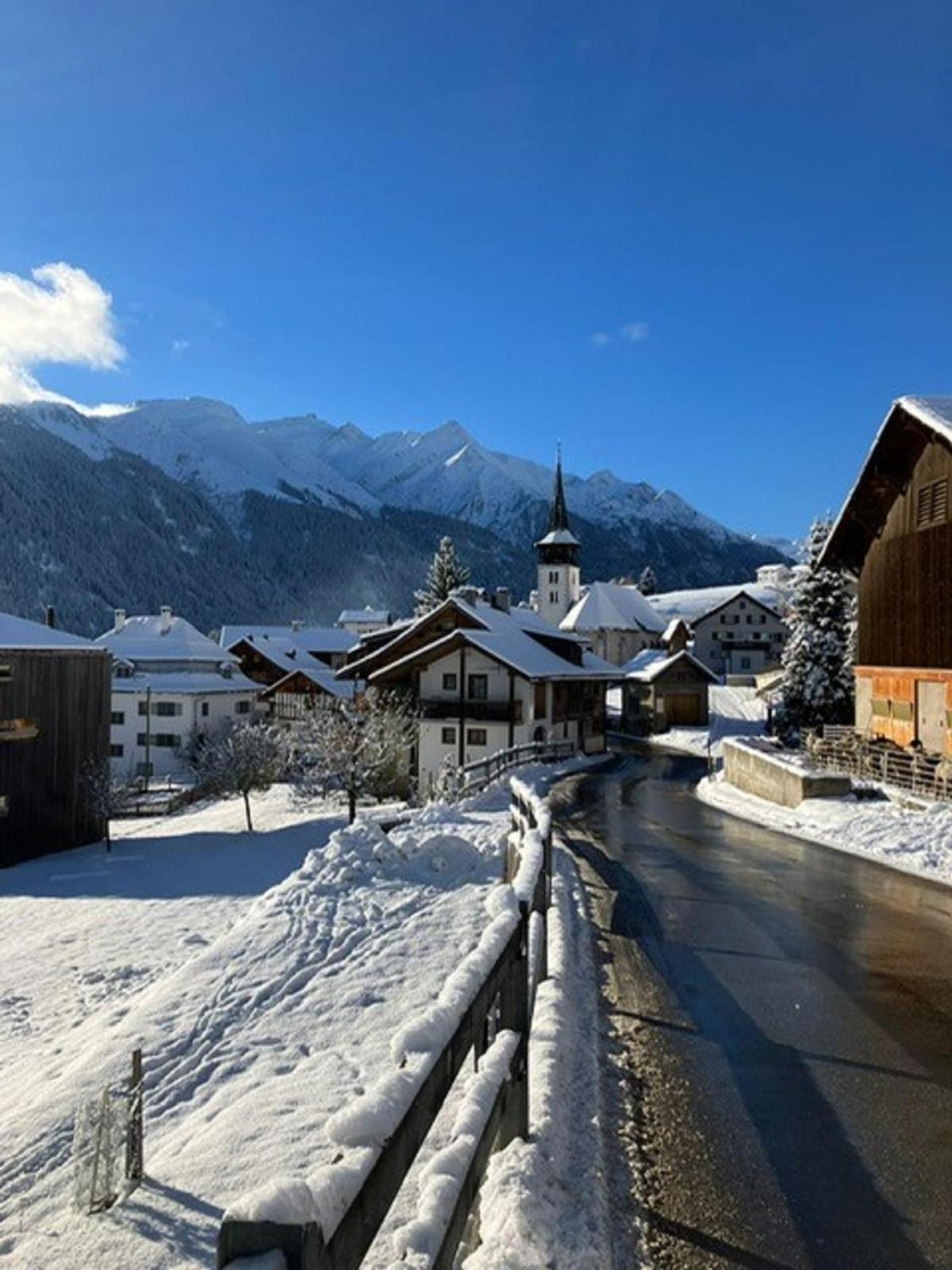 Casa Vanellus / Vignogn / Val Lumnezia / near Laax