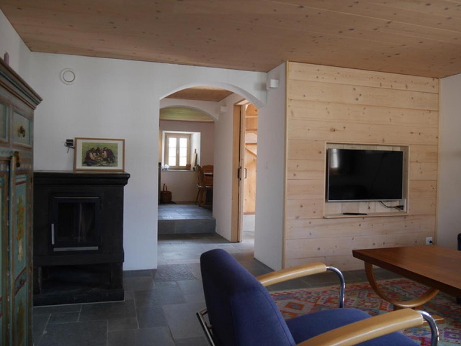 Casa Vanellus / Vignogn / Val Lumnezia / near Laax