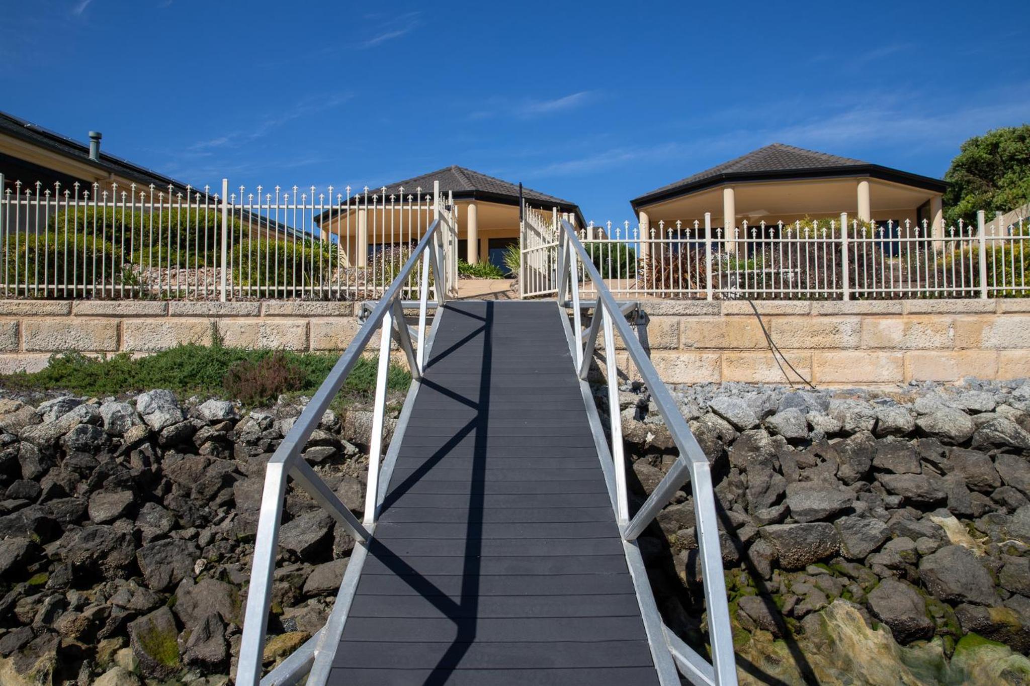 Waterfront Villa Provence