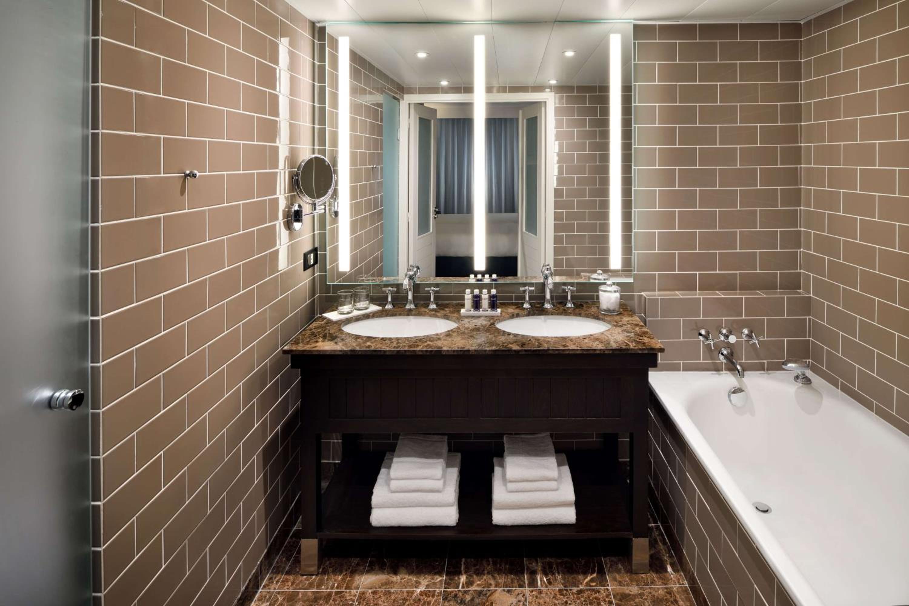 Monte Carlo Vacations - Columbus Hotel Monte-Carlo, Curio Collection by Hilton - Property Image 5