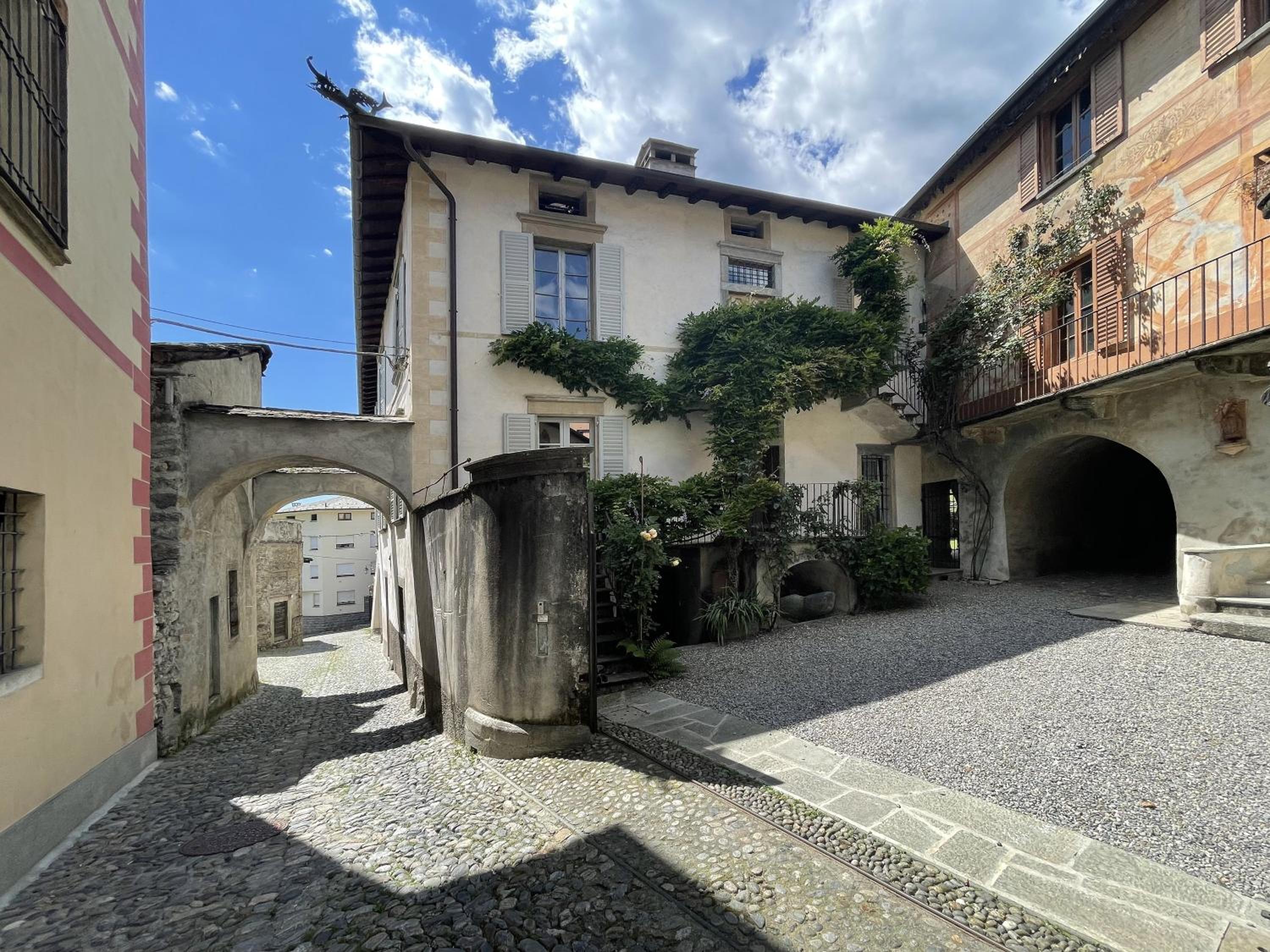 Piano nobile al Roseto del Drago