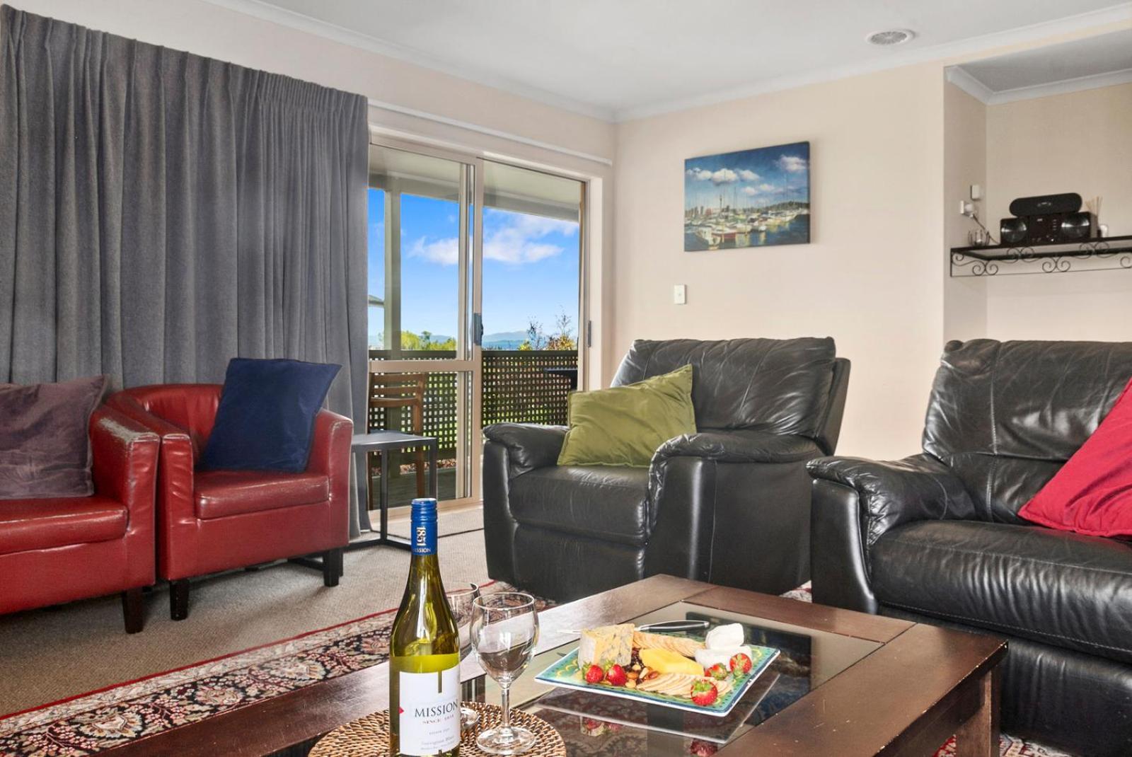 Lakewood Haven - Taupo Holiday Home view 3