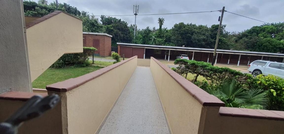 *502 Shoreline Beach Flat* Strictly Halaal view 4