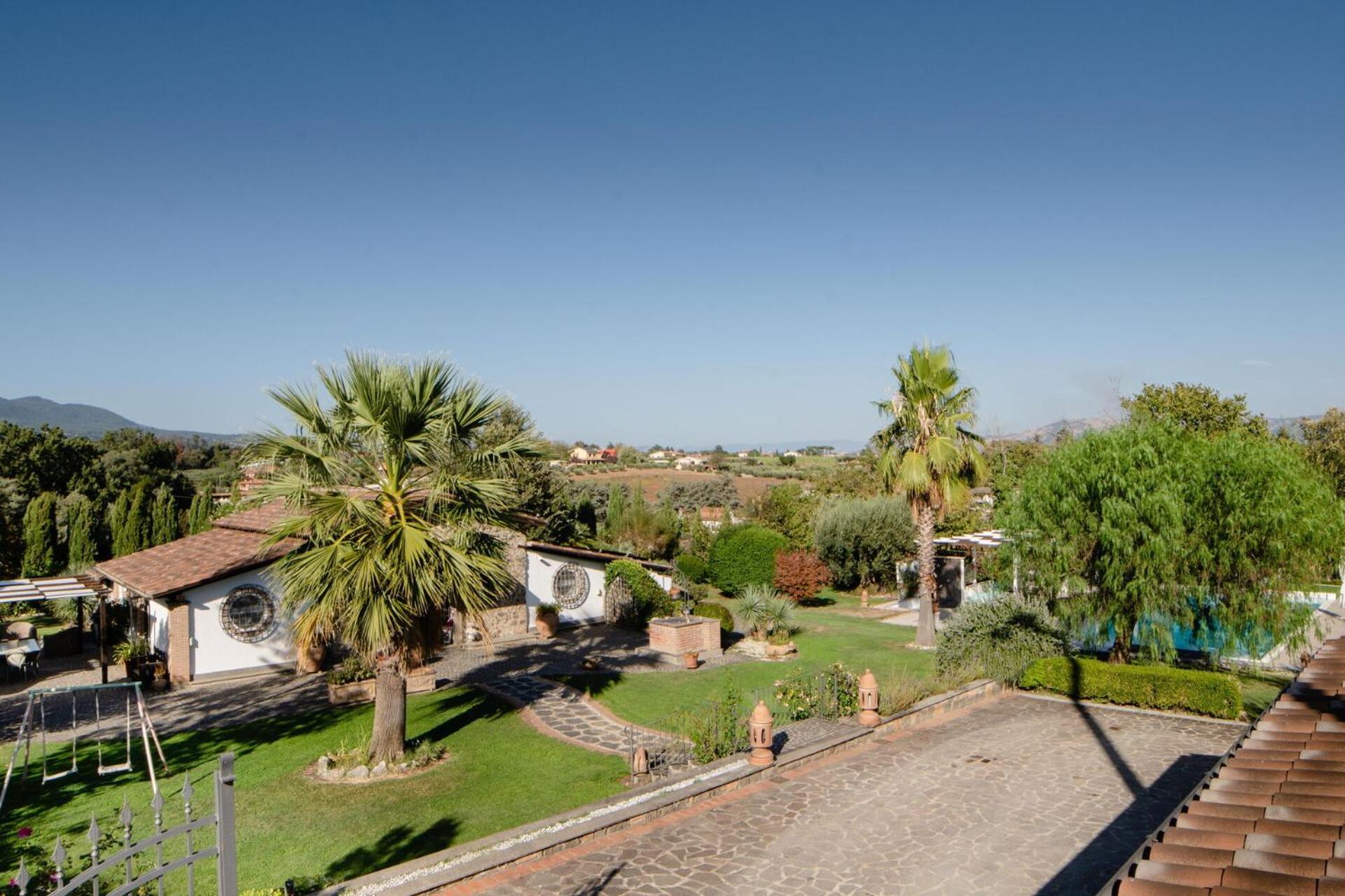 Villa Antici by PosarelliVillas