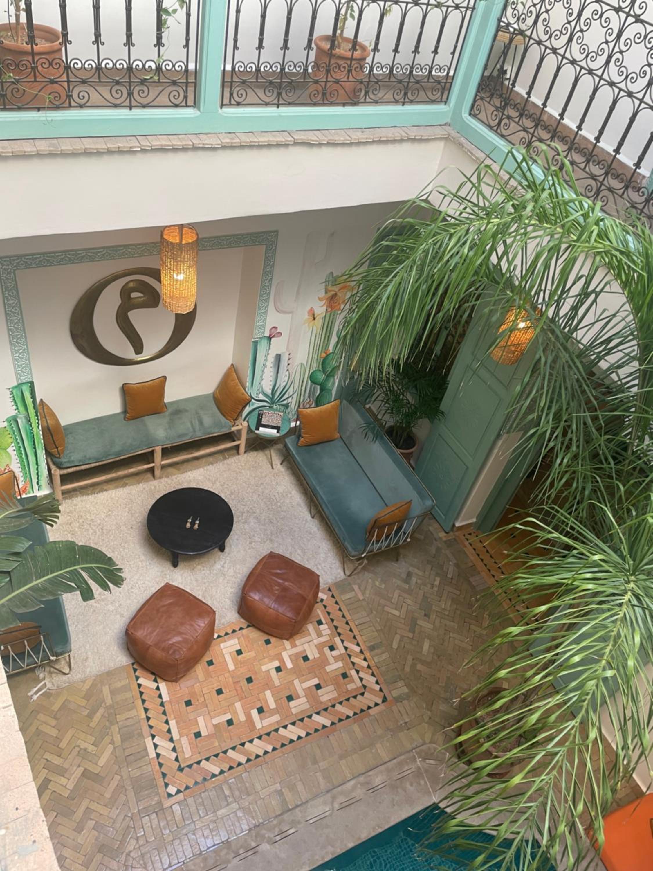 lounge