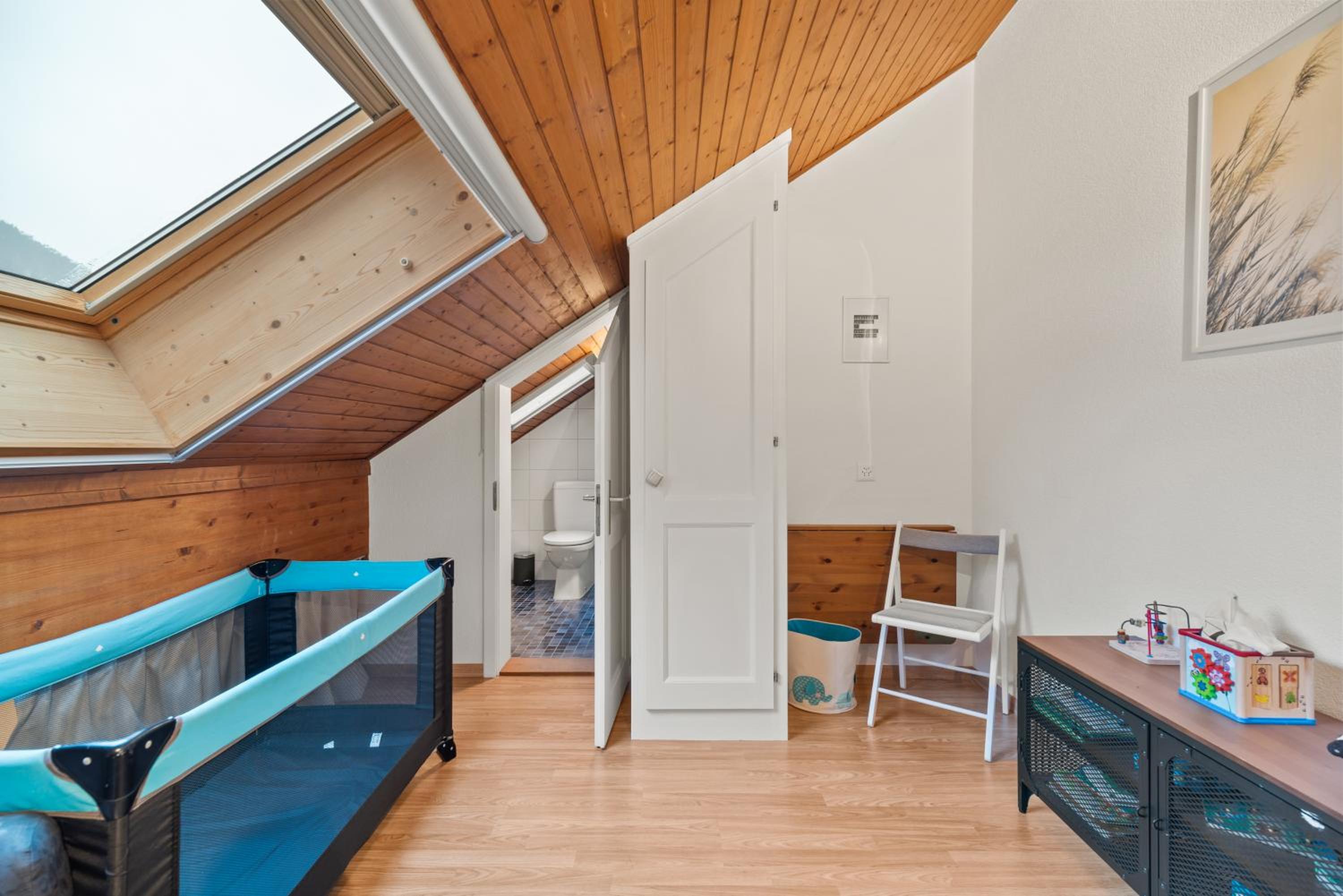 Photo 6