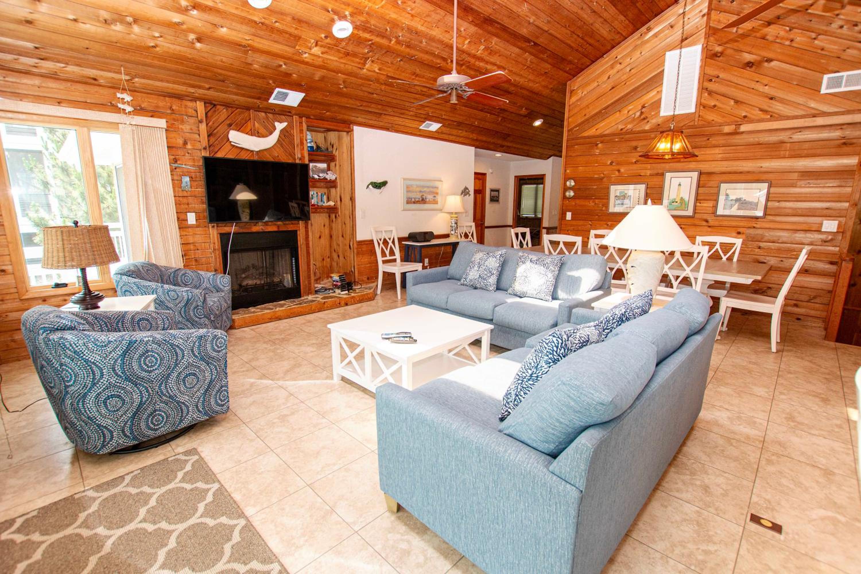 OCEANFRONT, Private Beach Access, Gas Fireplace, Ocean Views, WL933, Tale of the Whale view 2