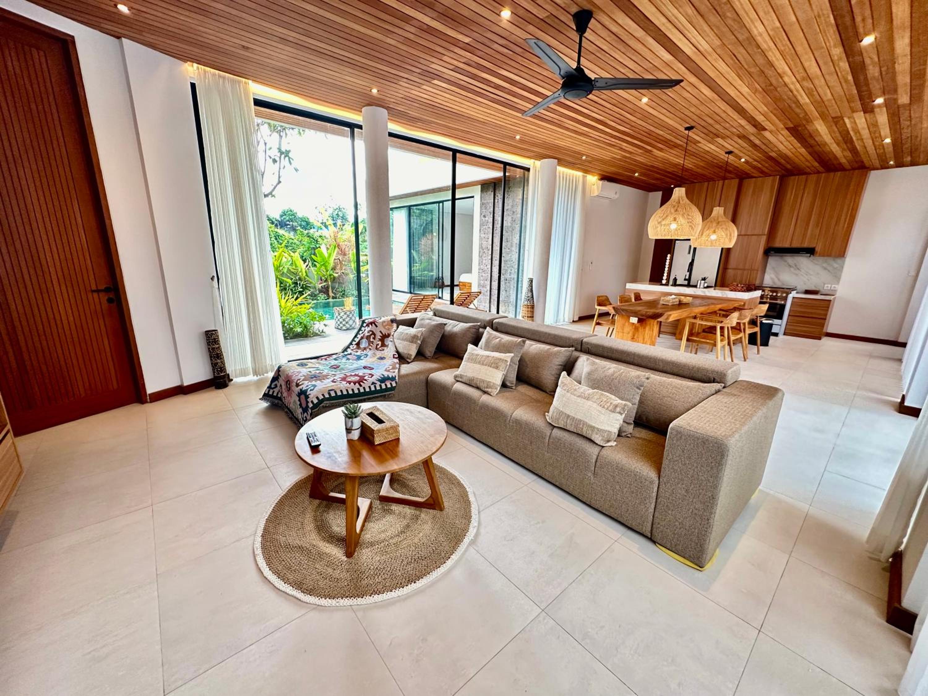 Villa Devadha riverside pererenan canggu