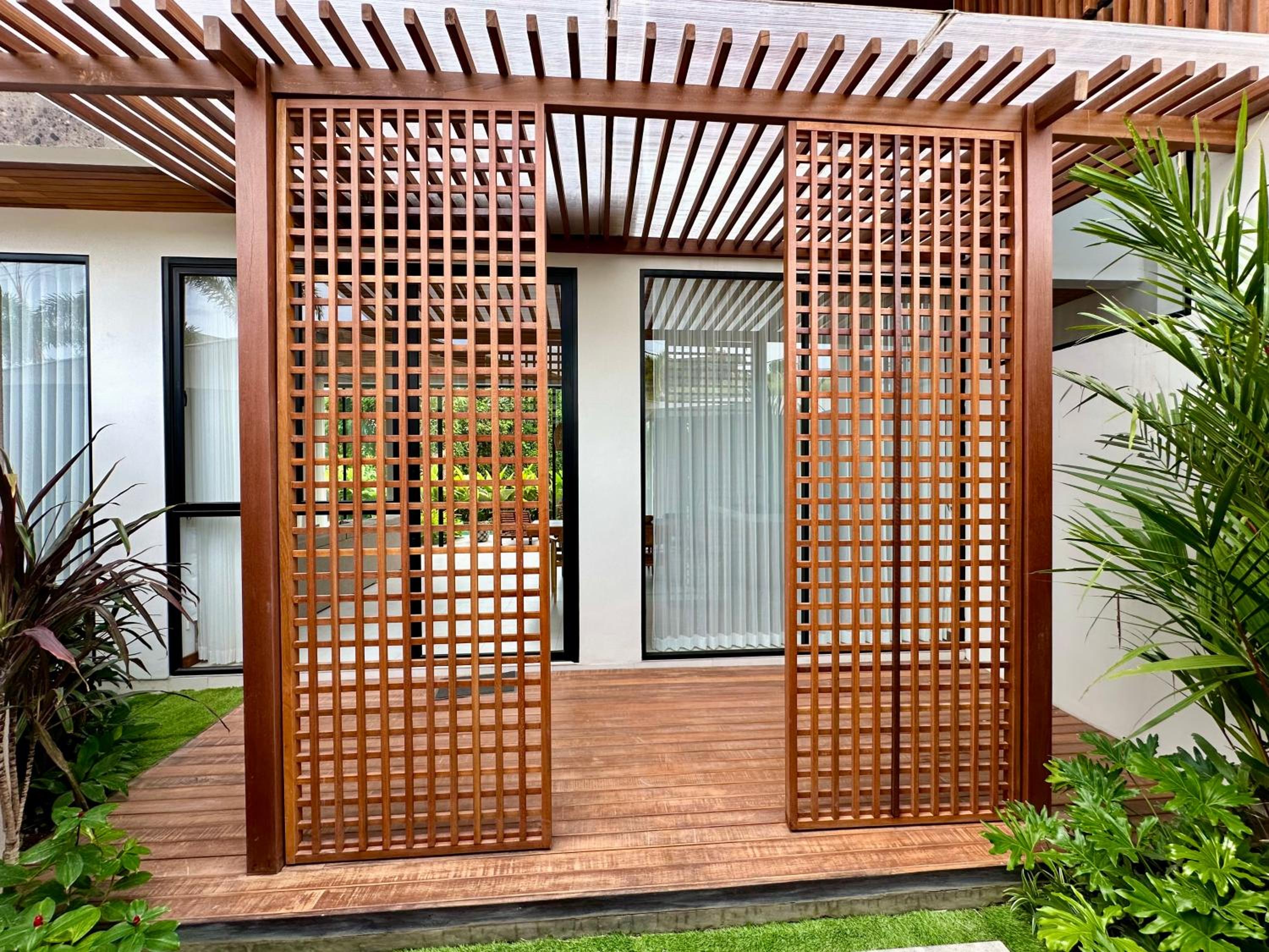 Villa Devadha riverside pererenan canggu