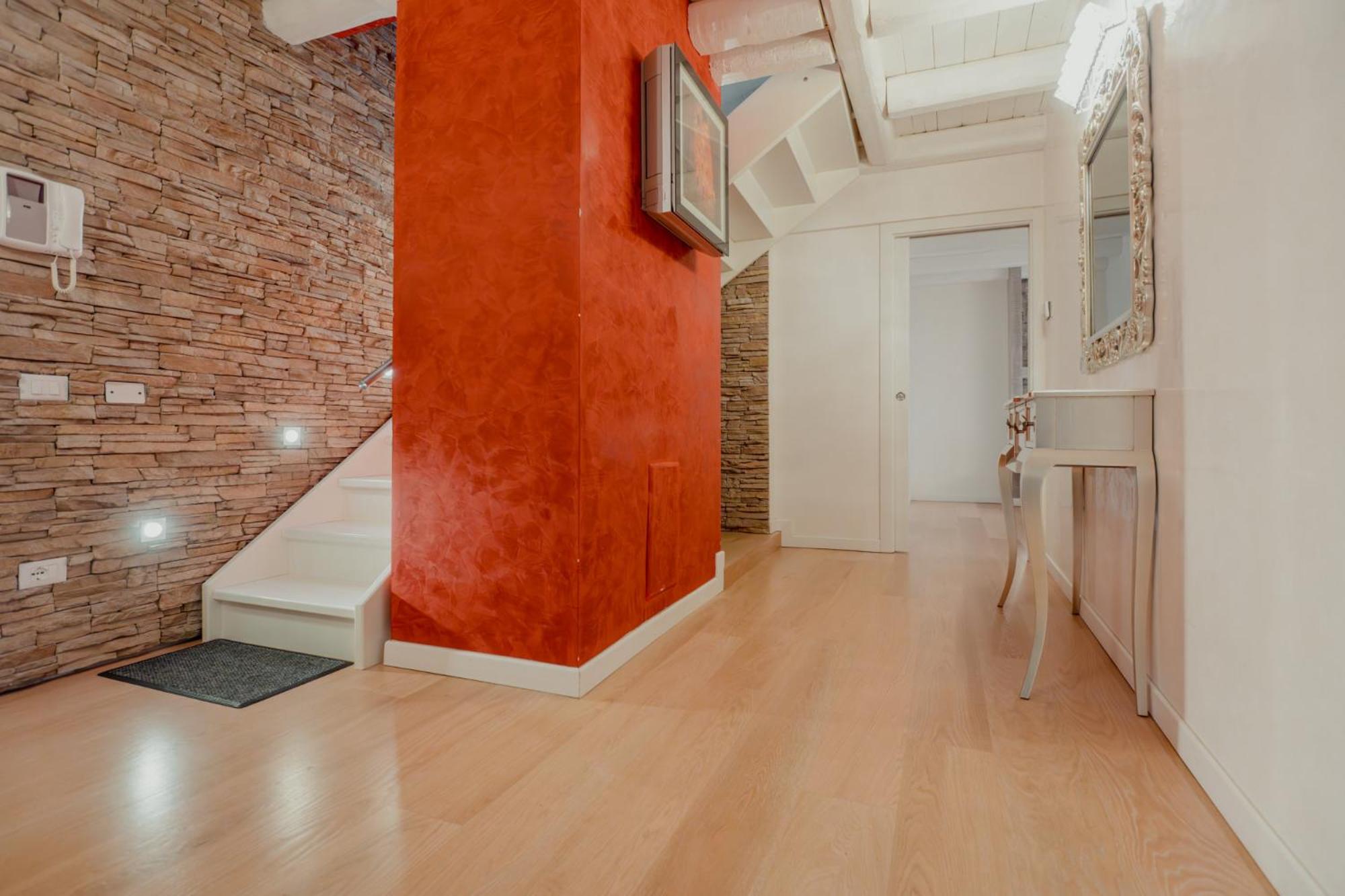 Aphrodite Luxury APT with Jacuzzi photo 2