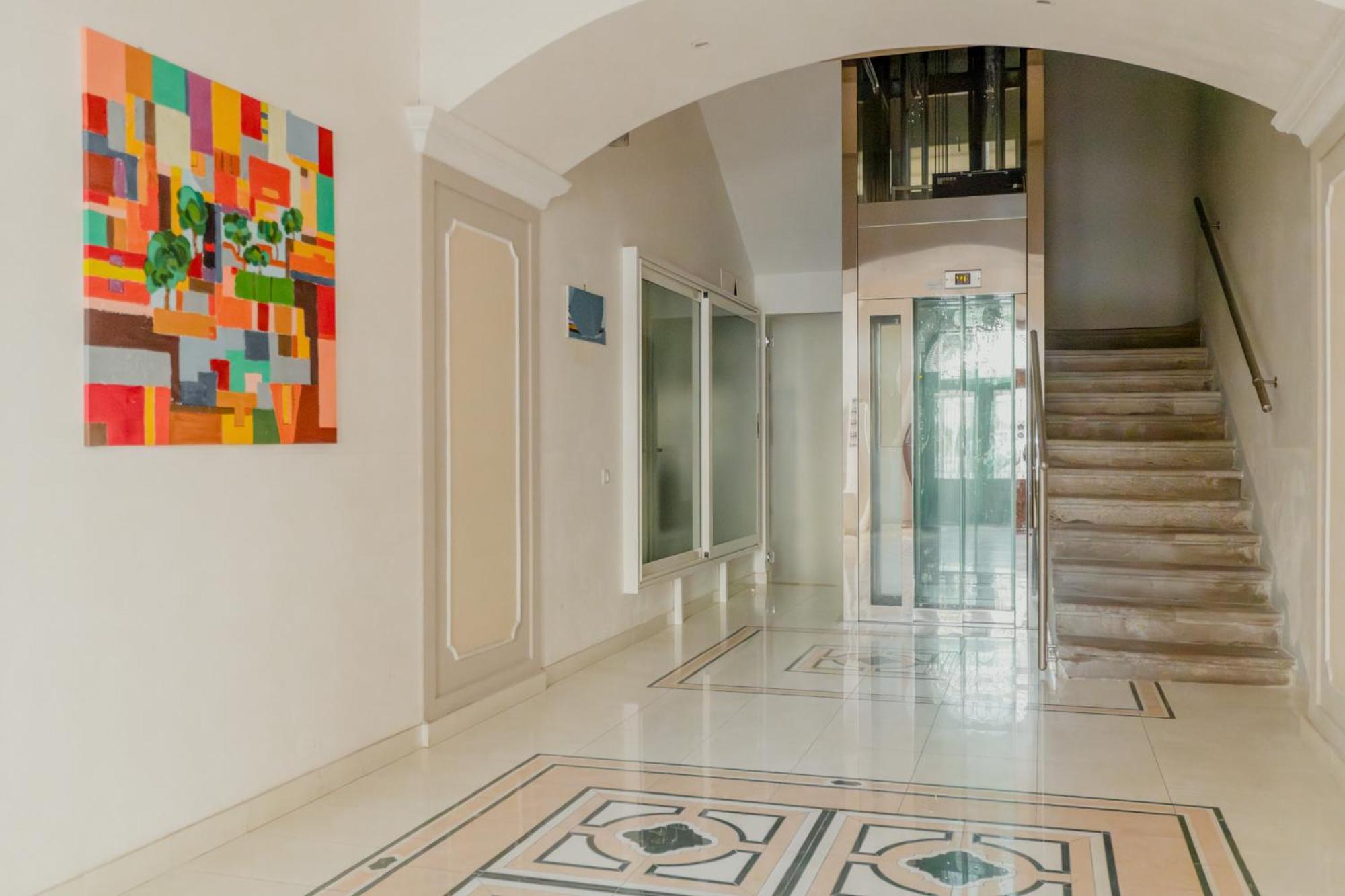 Hotel Aphrodite Luxury Penthouse With Jacuzzi