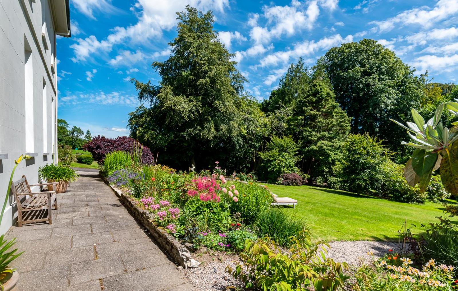 Luxury country mansion in West Cork view 3