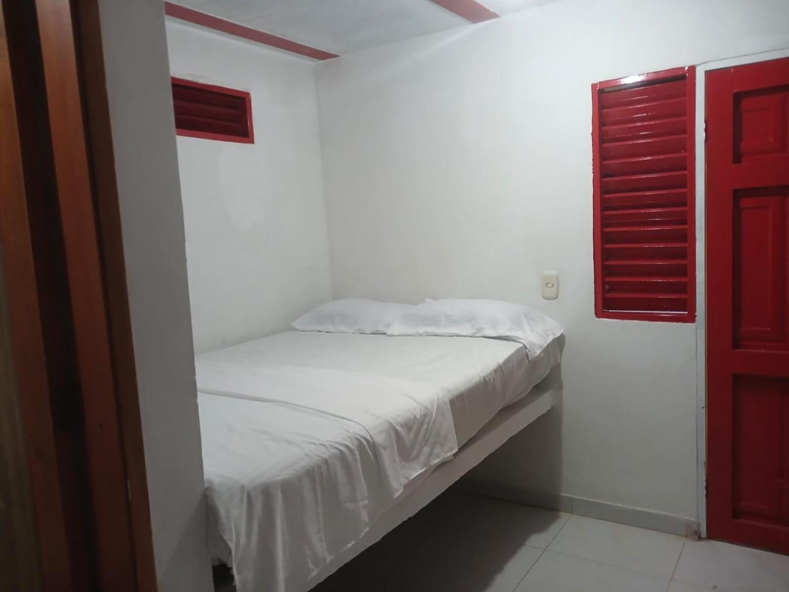 Eco Hostal La Batea De Los Colibries