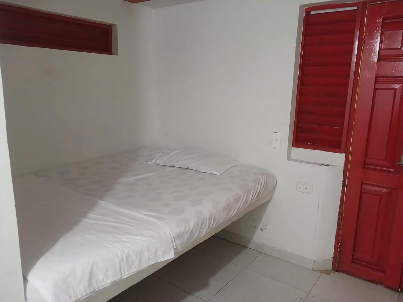 Eco Hostal La Batea De Los Colibries