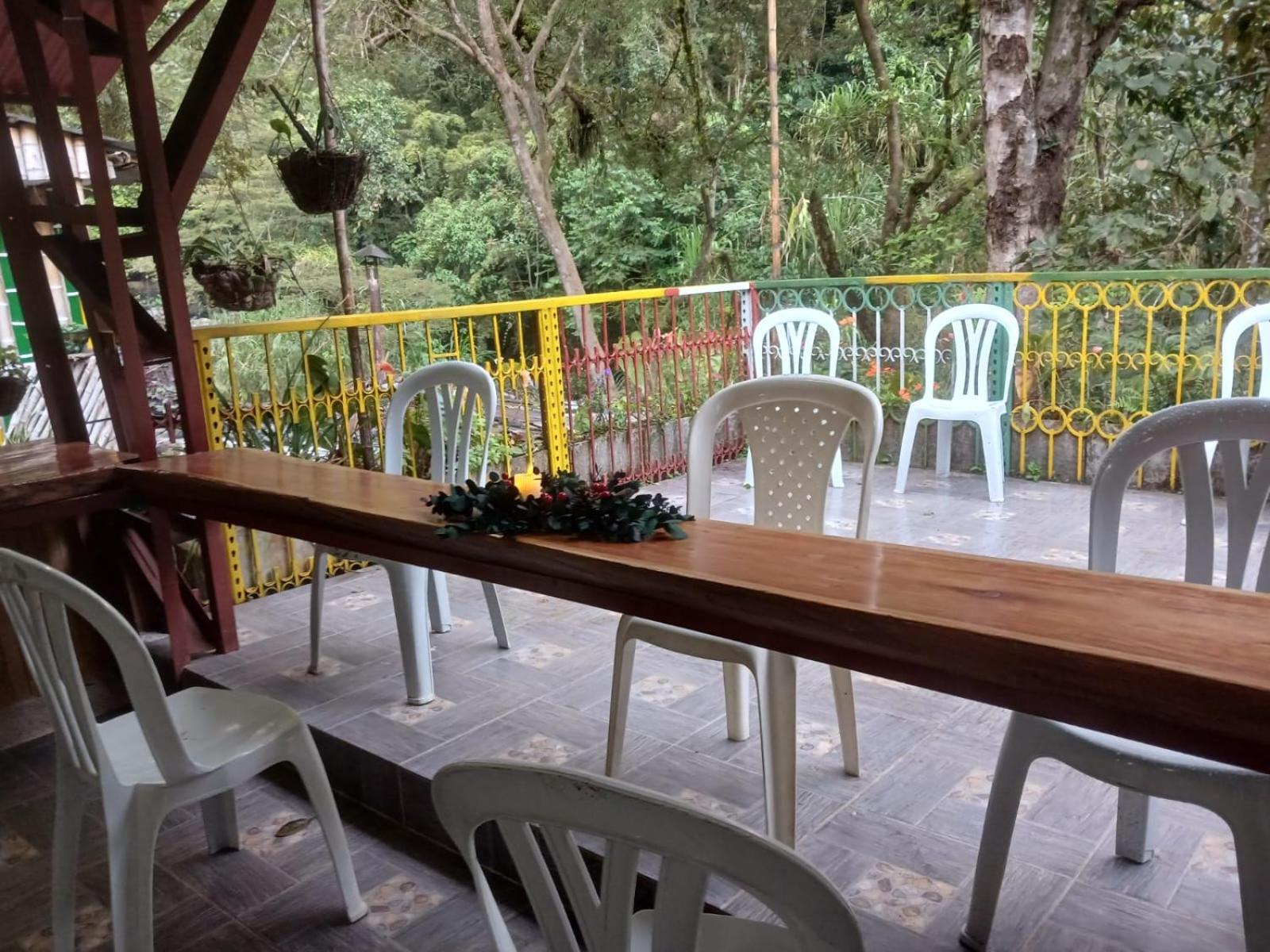 Eco Hostal La Batea De Los Colibries