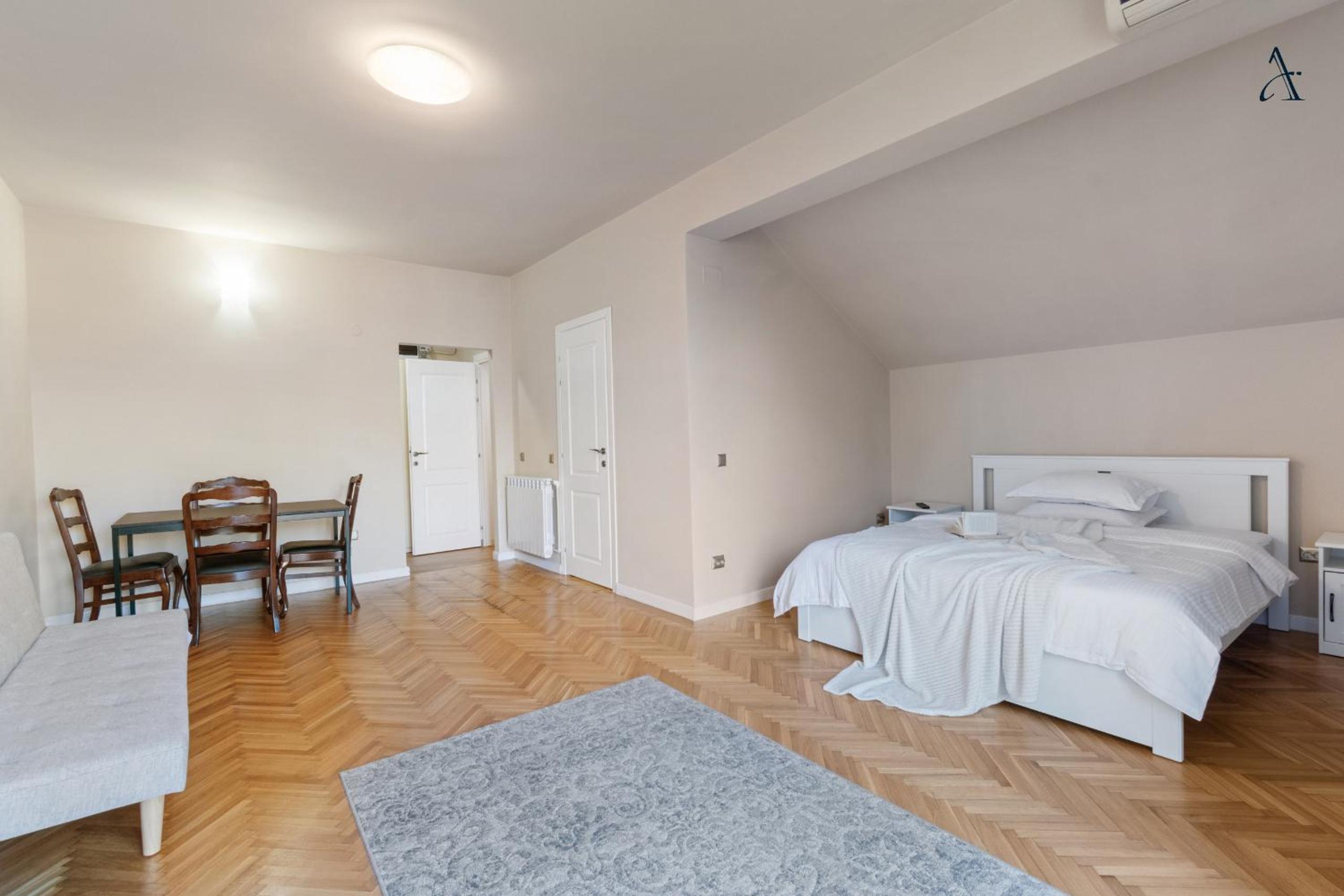 Garibaldi Studio
