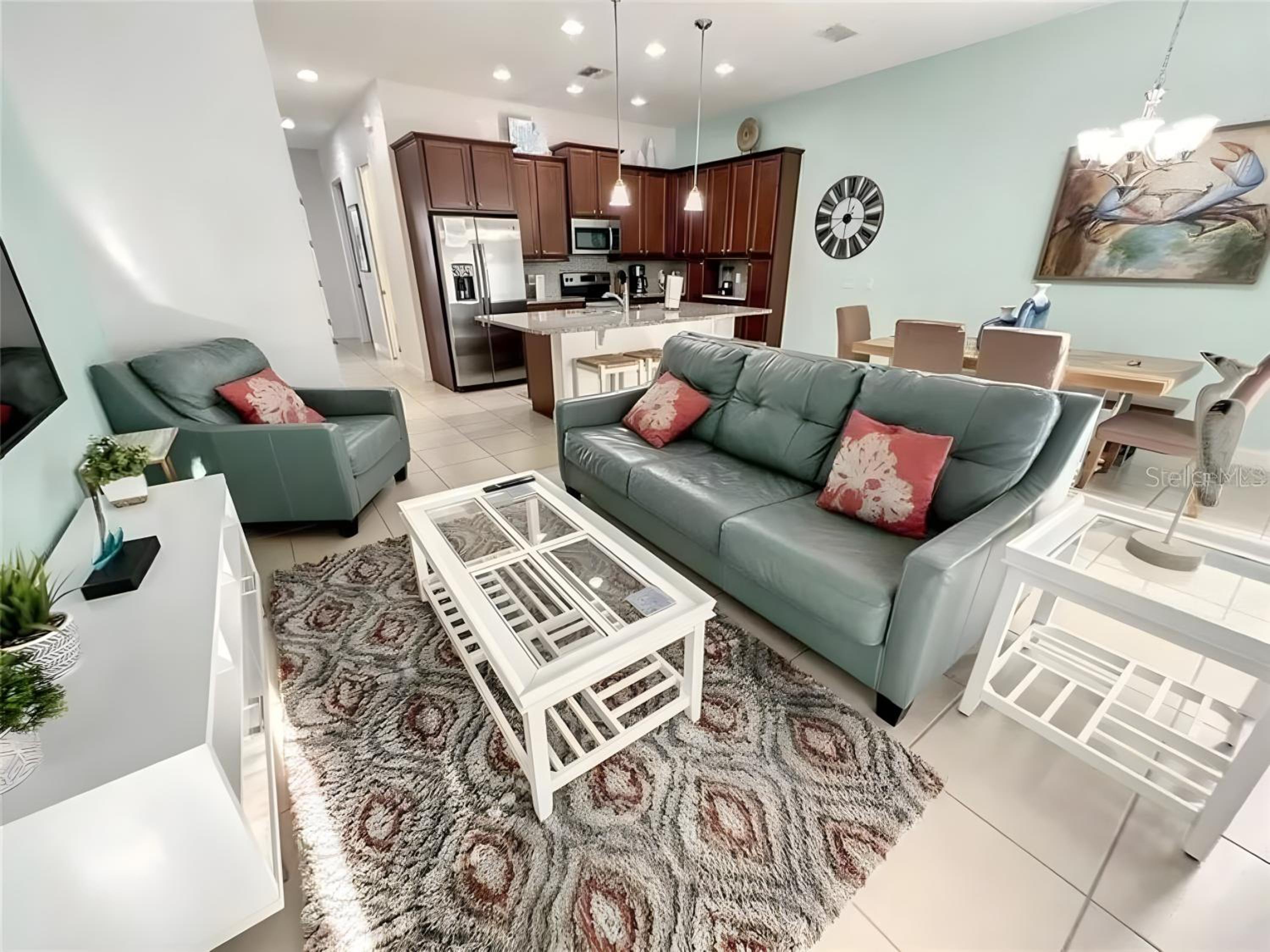 Beautiful 3 BR TH in Gated Resort view 4