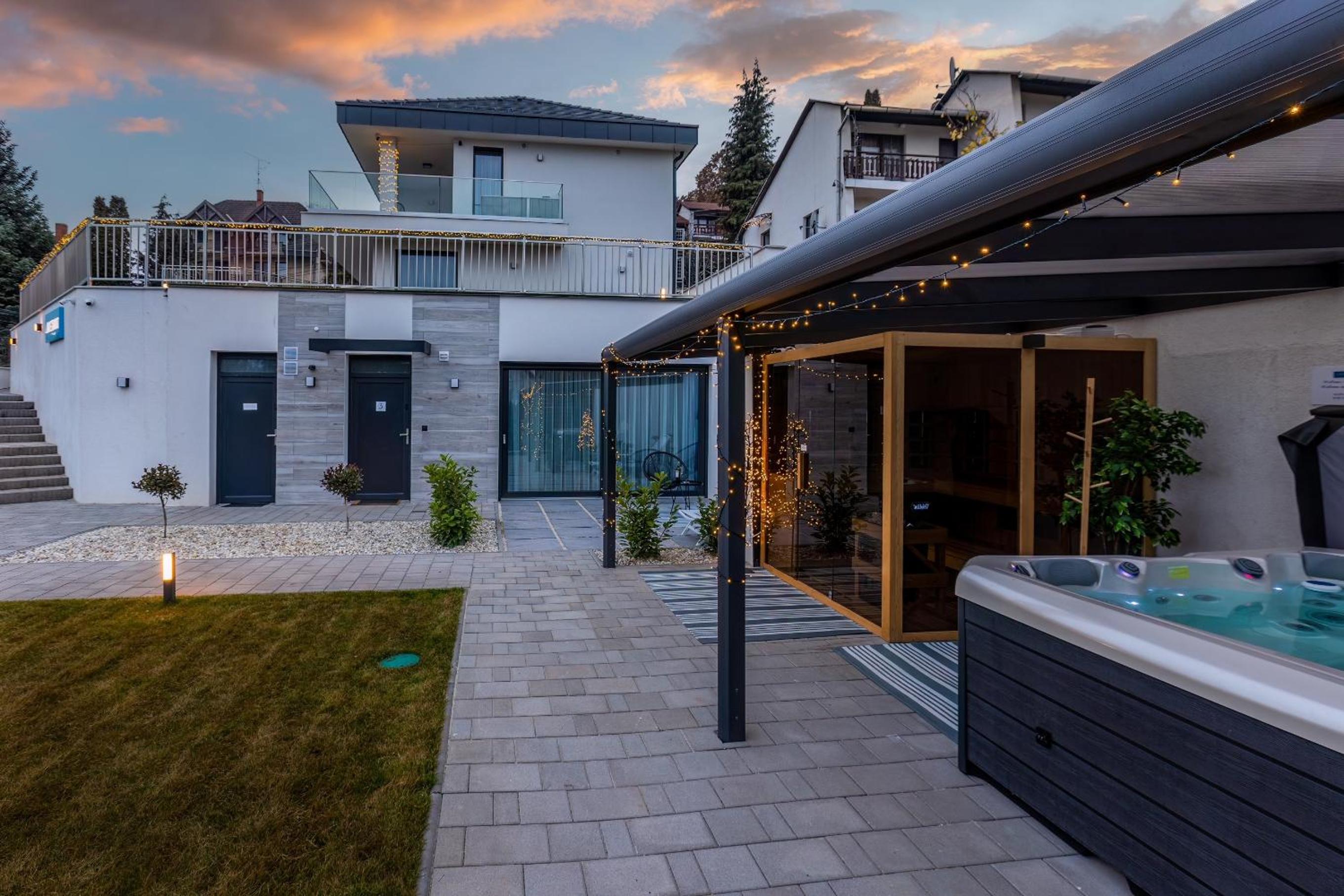 Photo 82